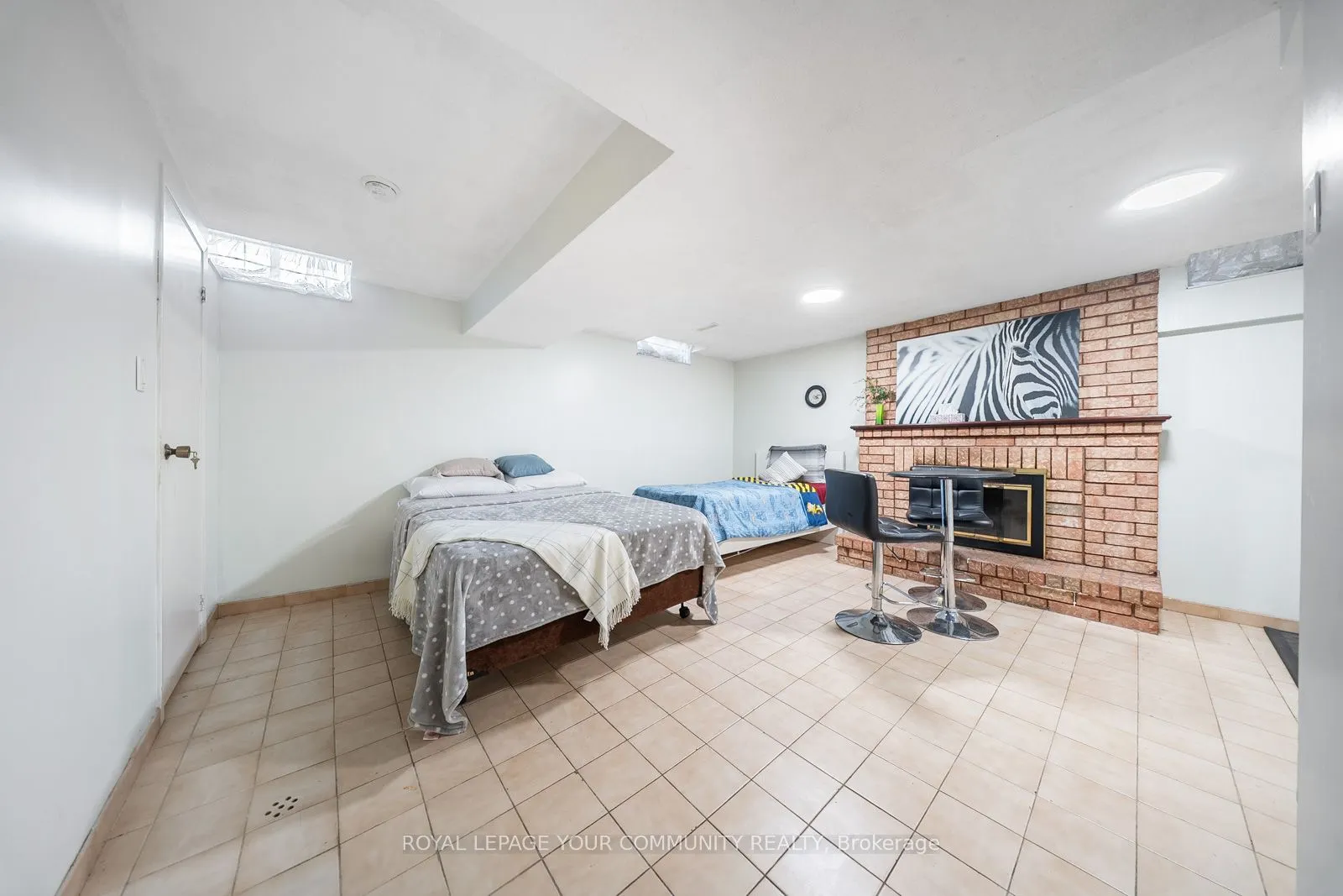 353 Rutherford Road N