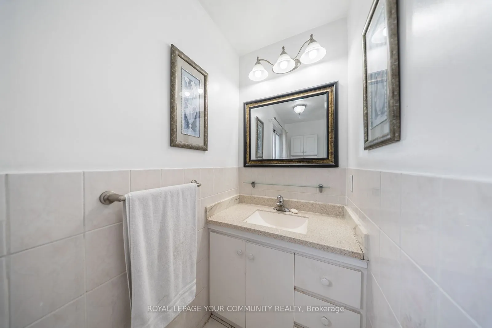 353 Rutherford Road N