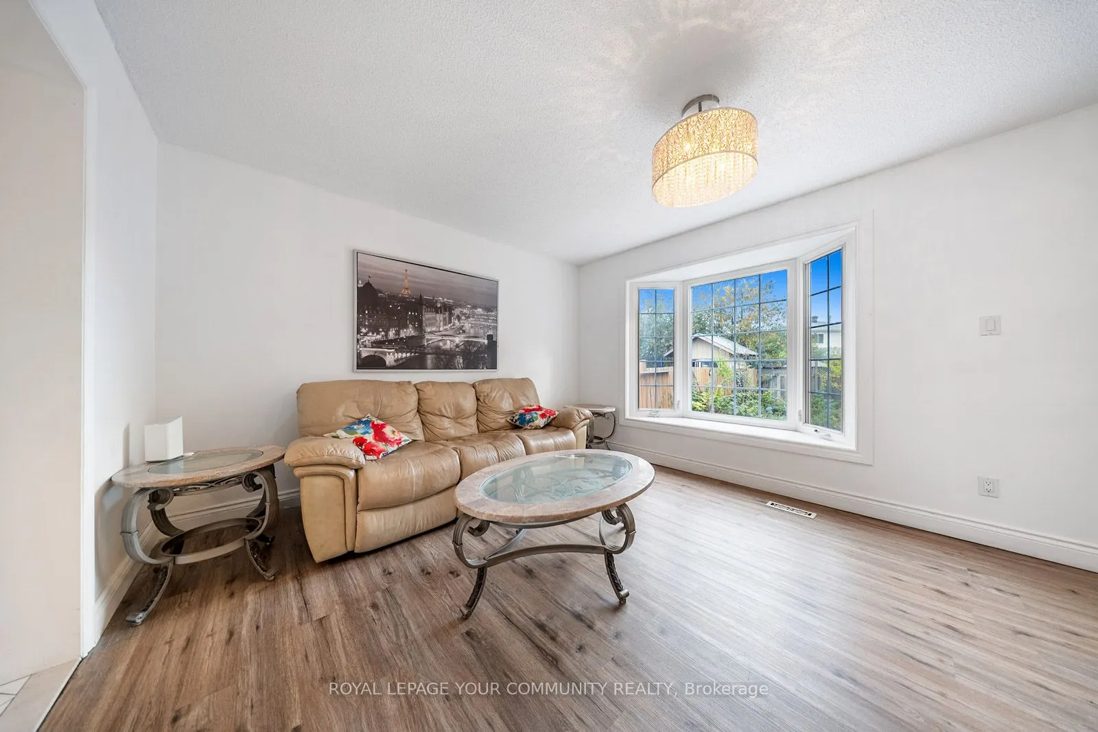 353 Rutherford Road N