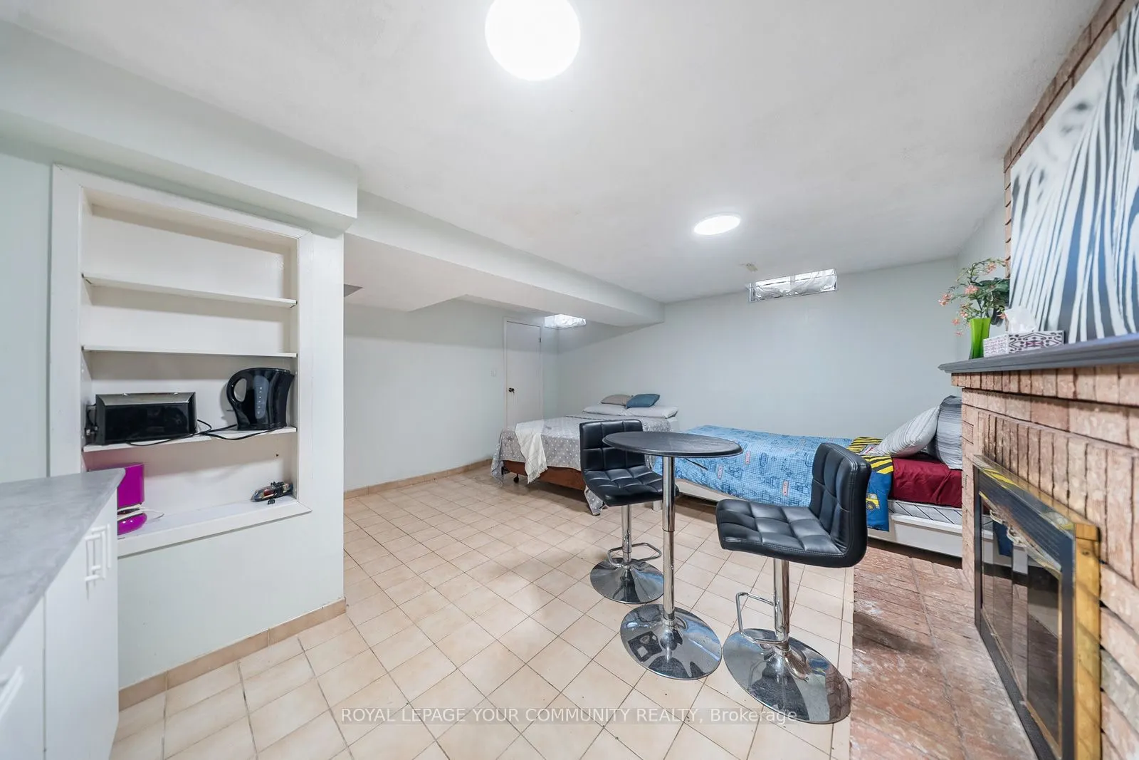 353 Rutherford Road N