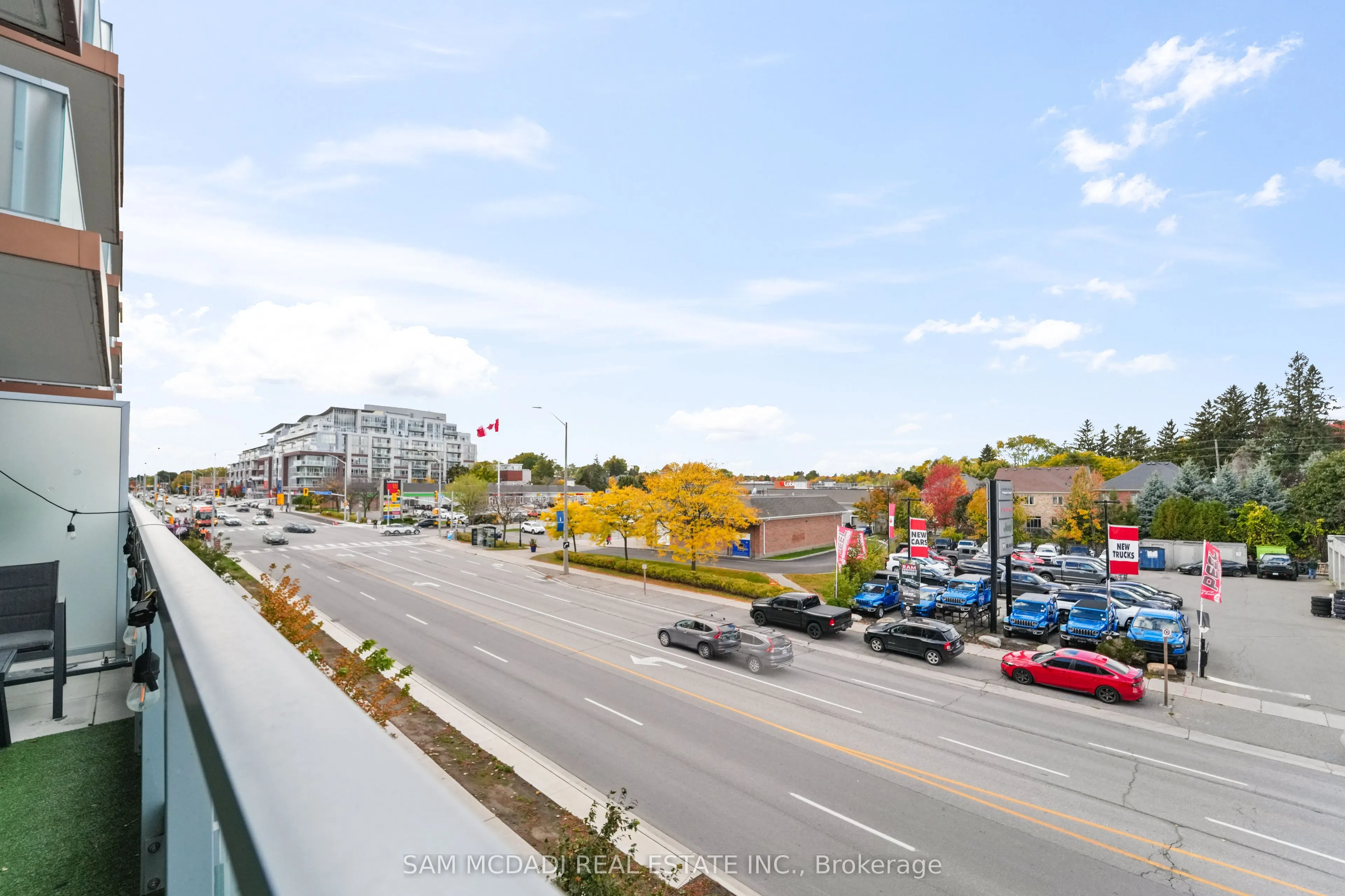 215 Lakeshore Road W, #212