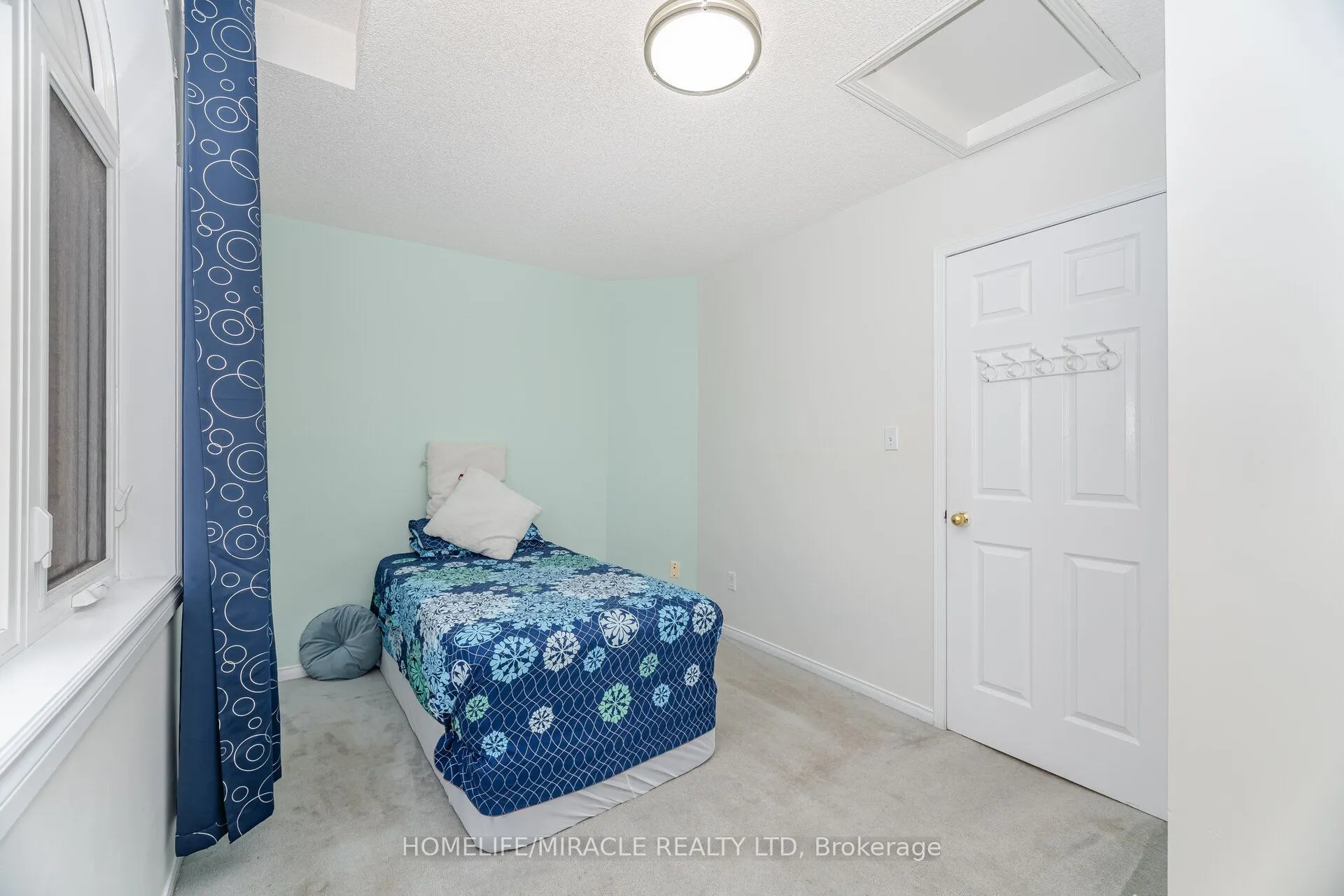 1285 Bristol Road W, #33