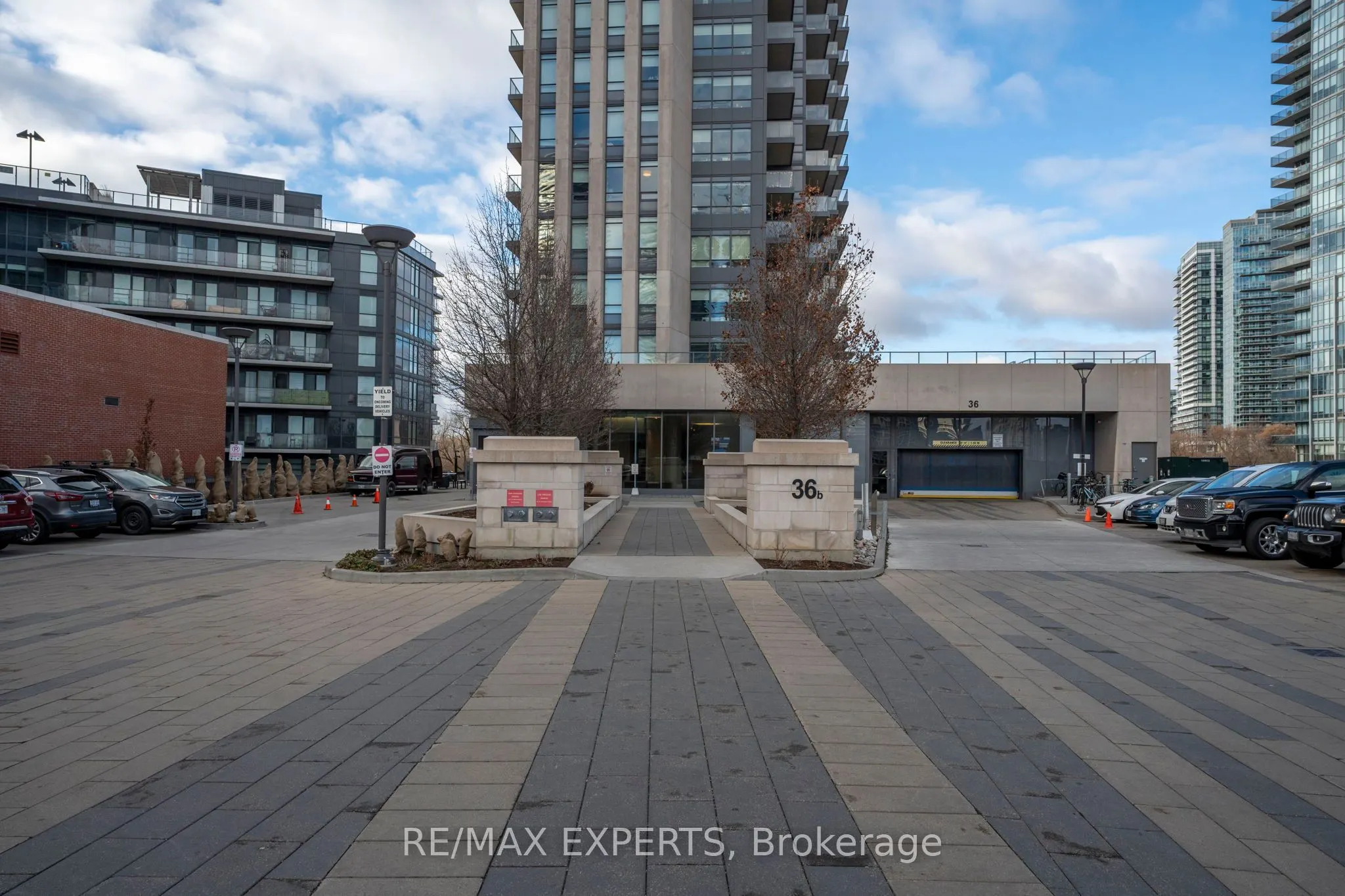 36 Park Lawn Road, #2308