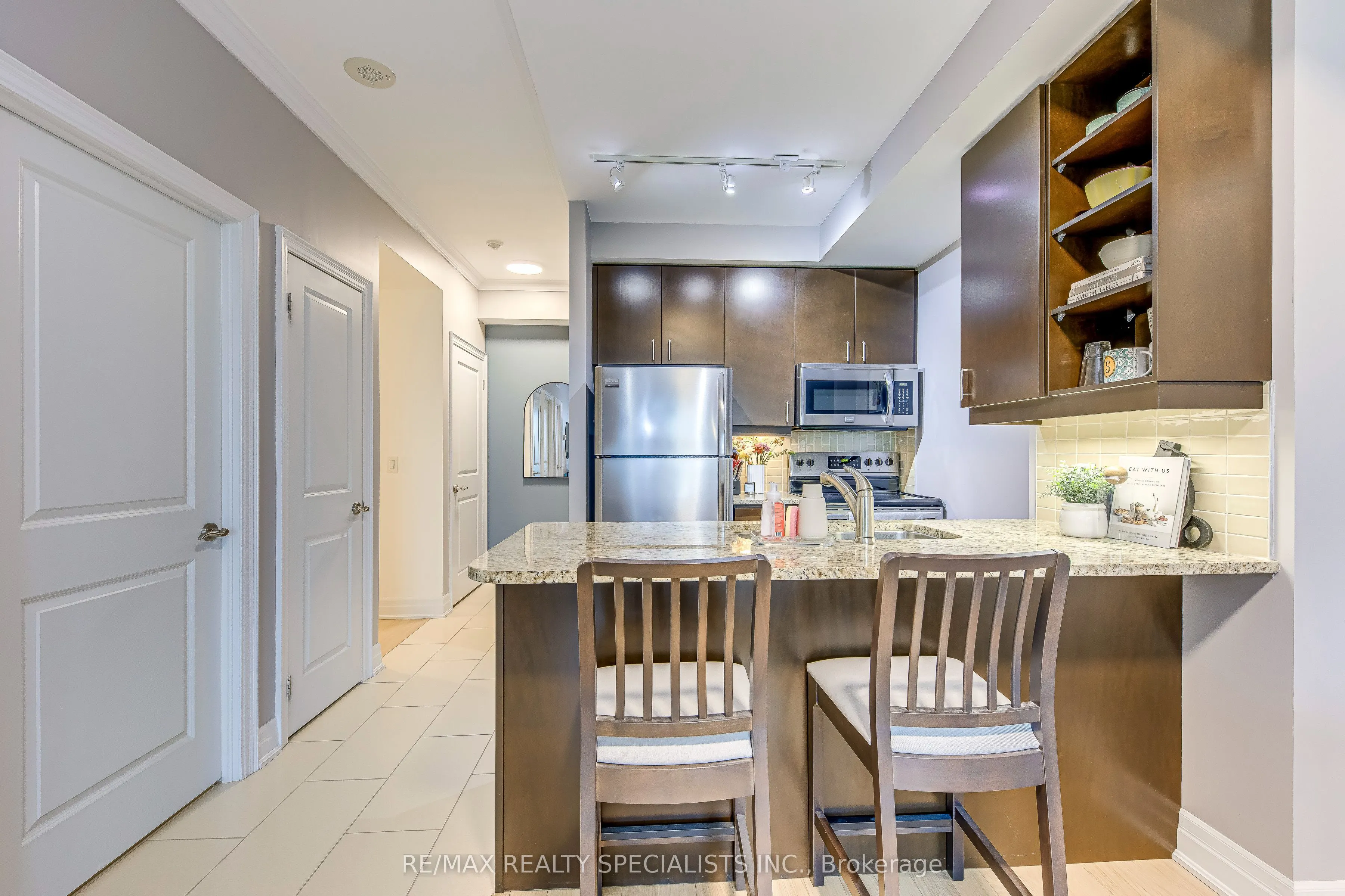 100 John Street, #1609