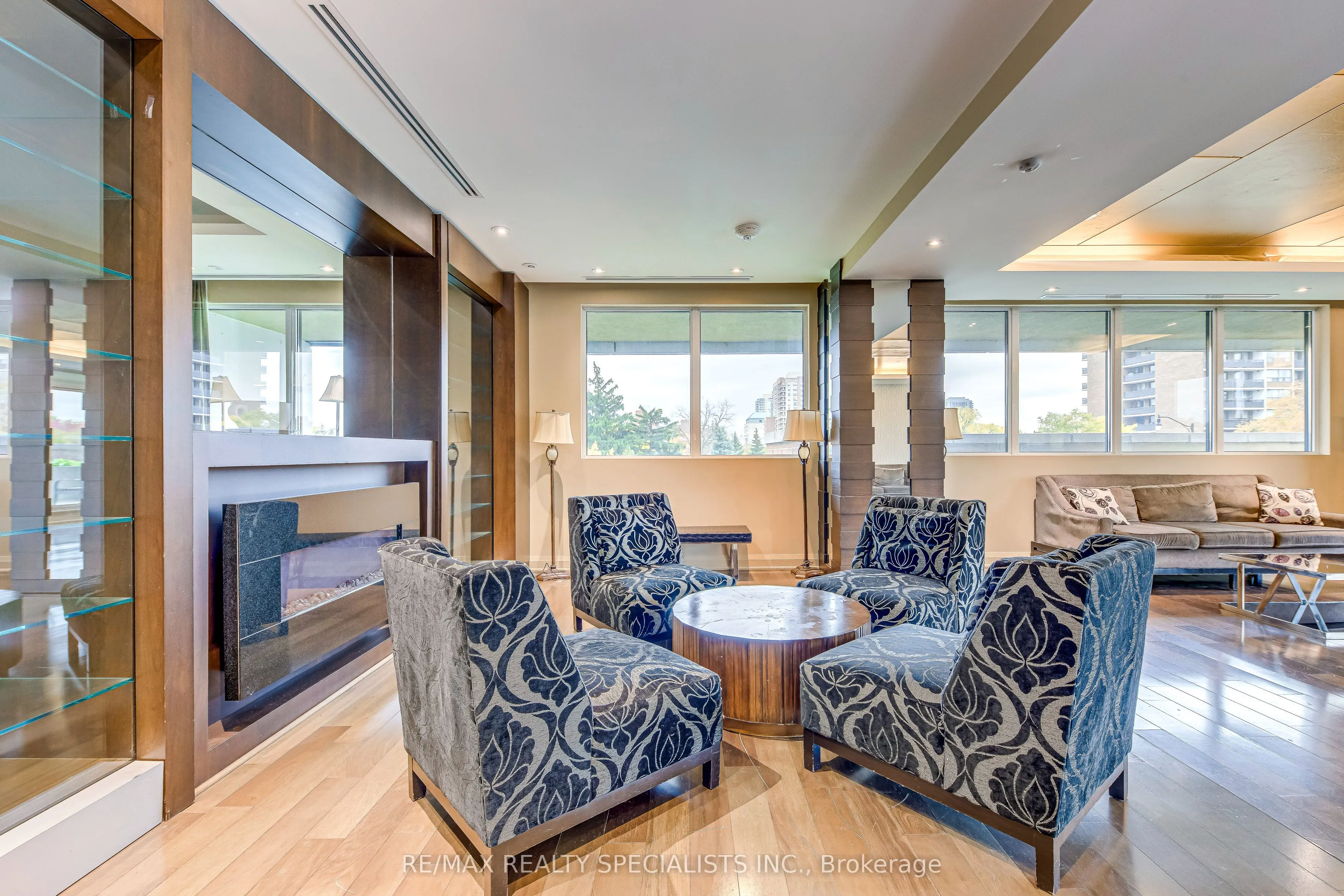 100 John Street, #1609