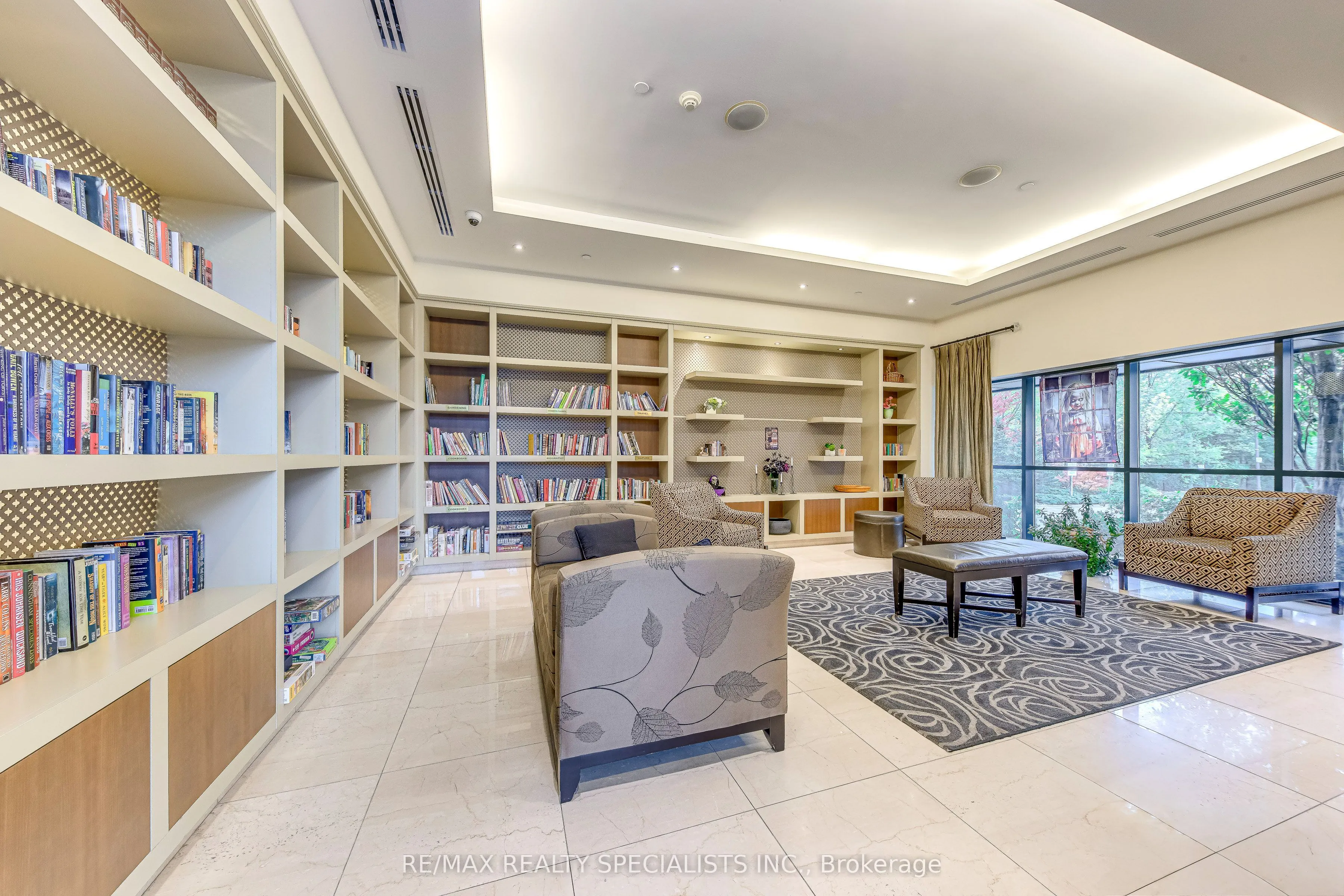 100 John Street, #1609