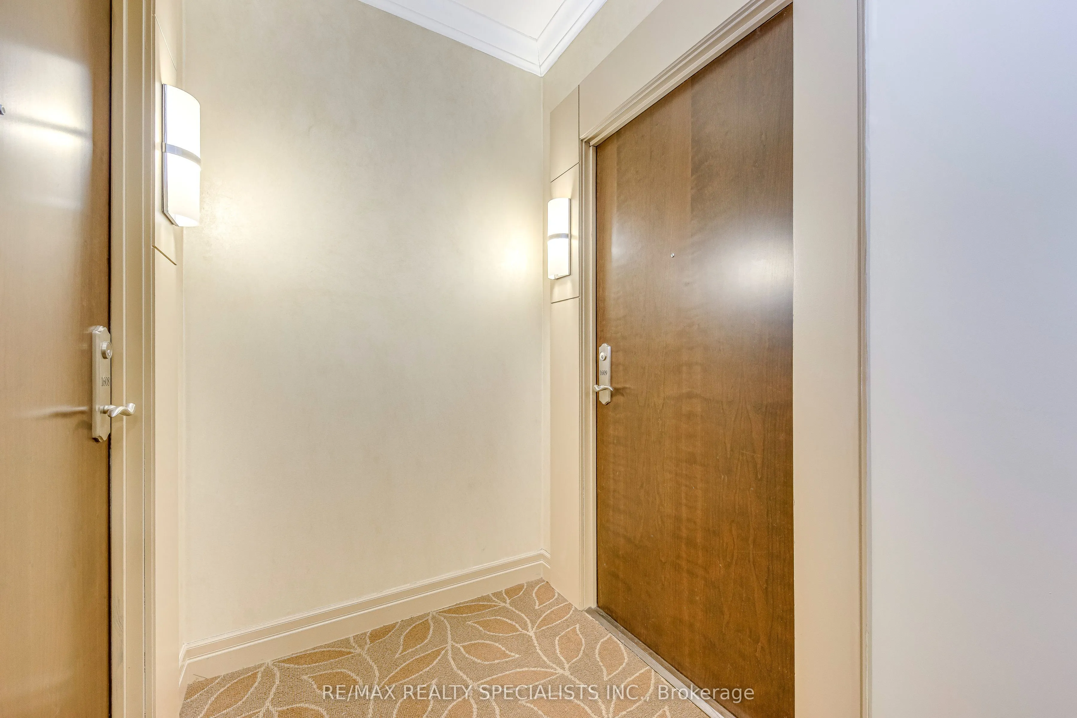 100 John Street, #1609