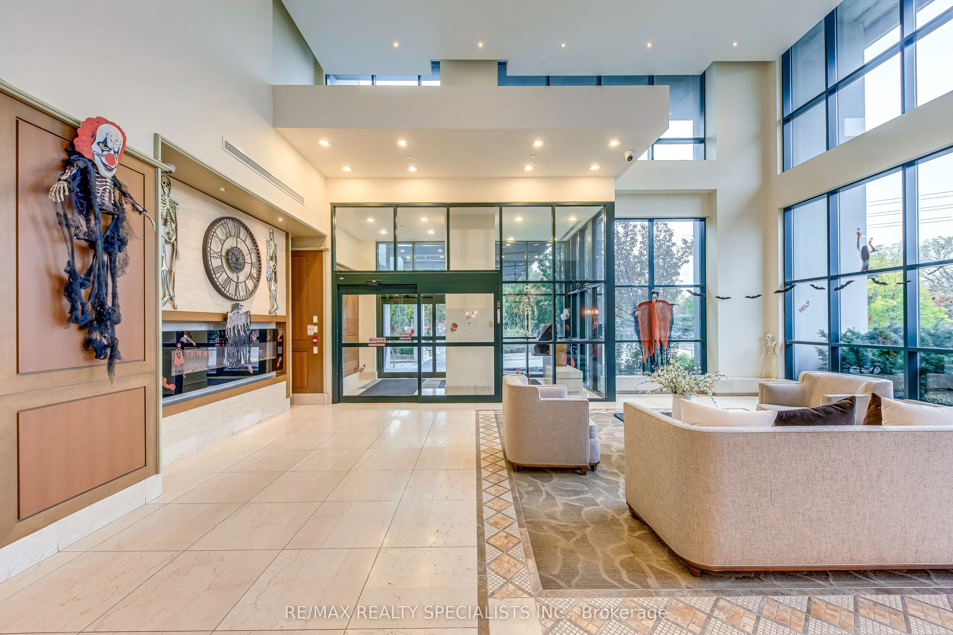 100 John Street, #1609