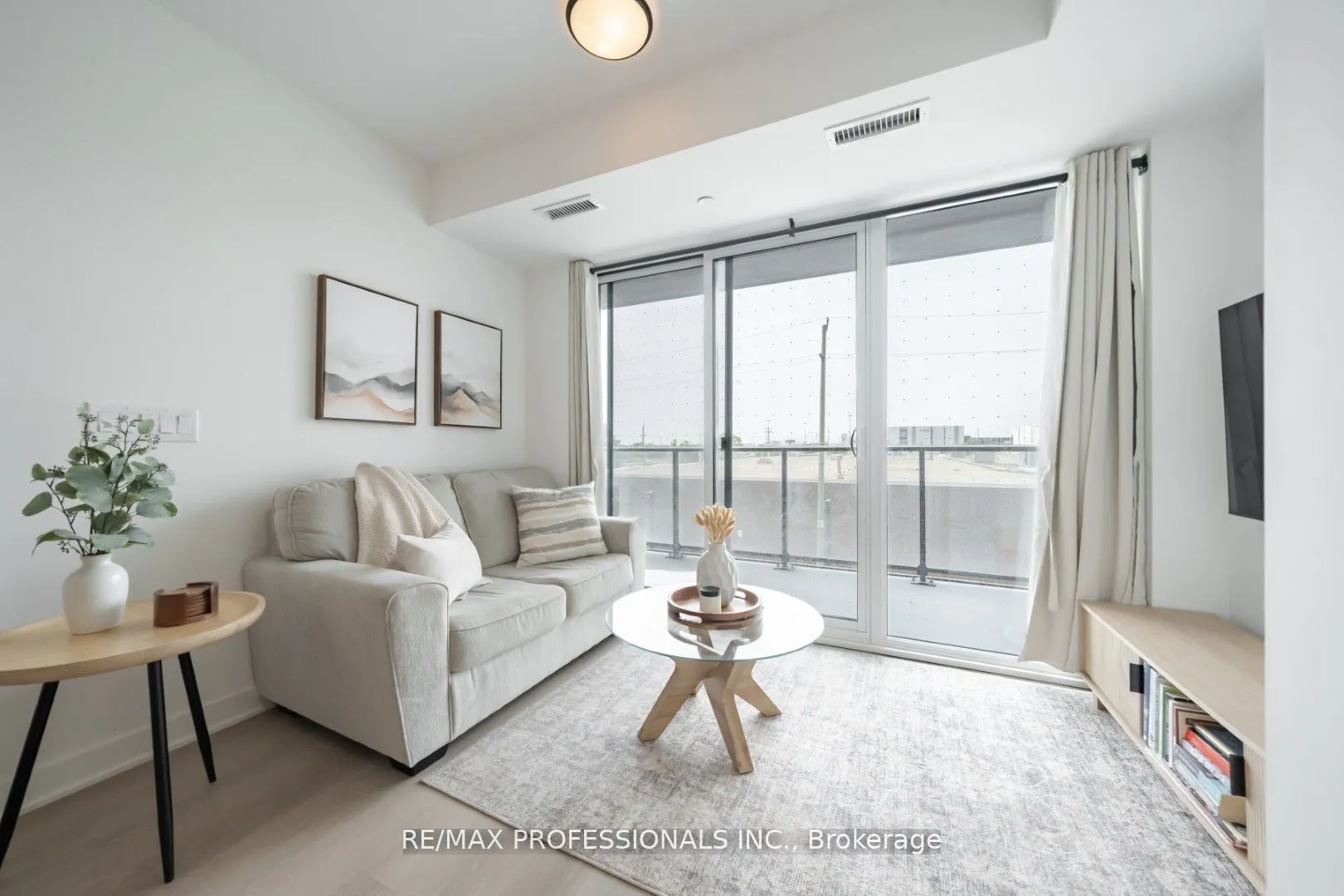 36 Zorra Street, #305