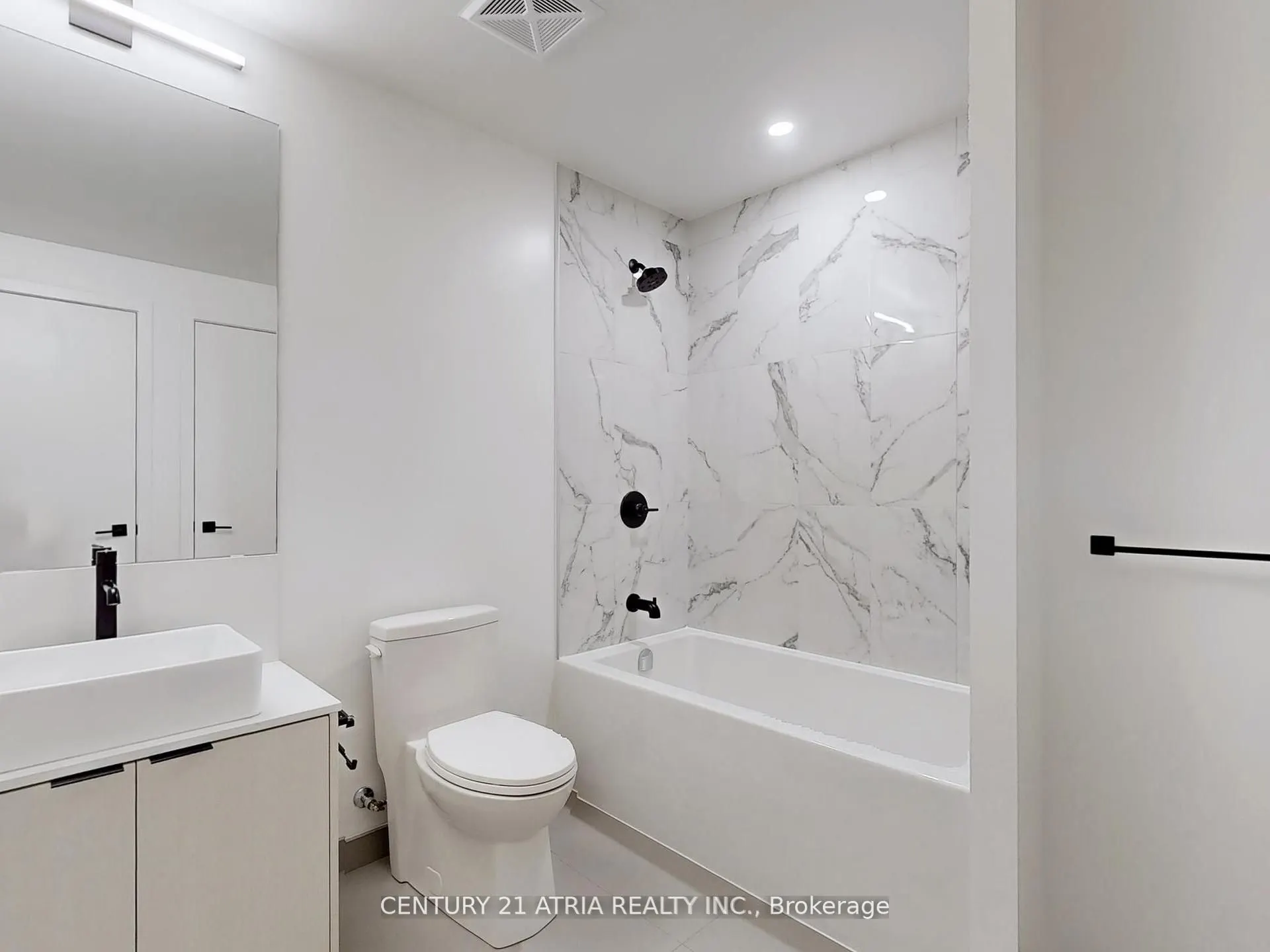 1285 Dupont Street, #605