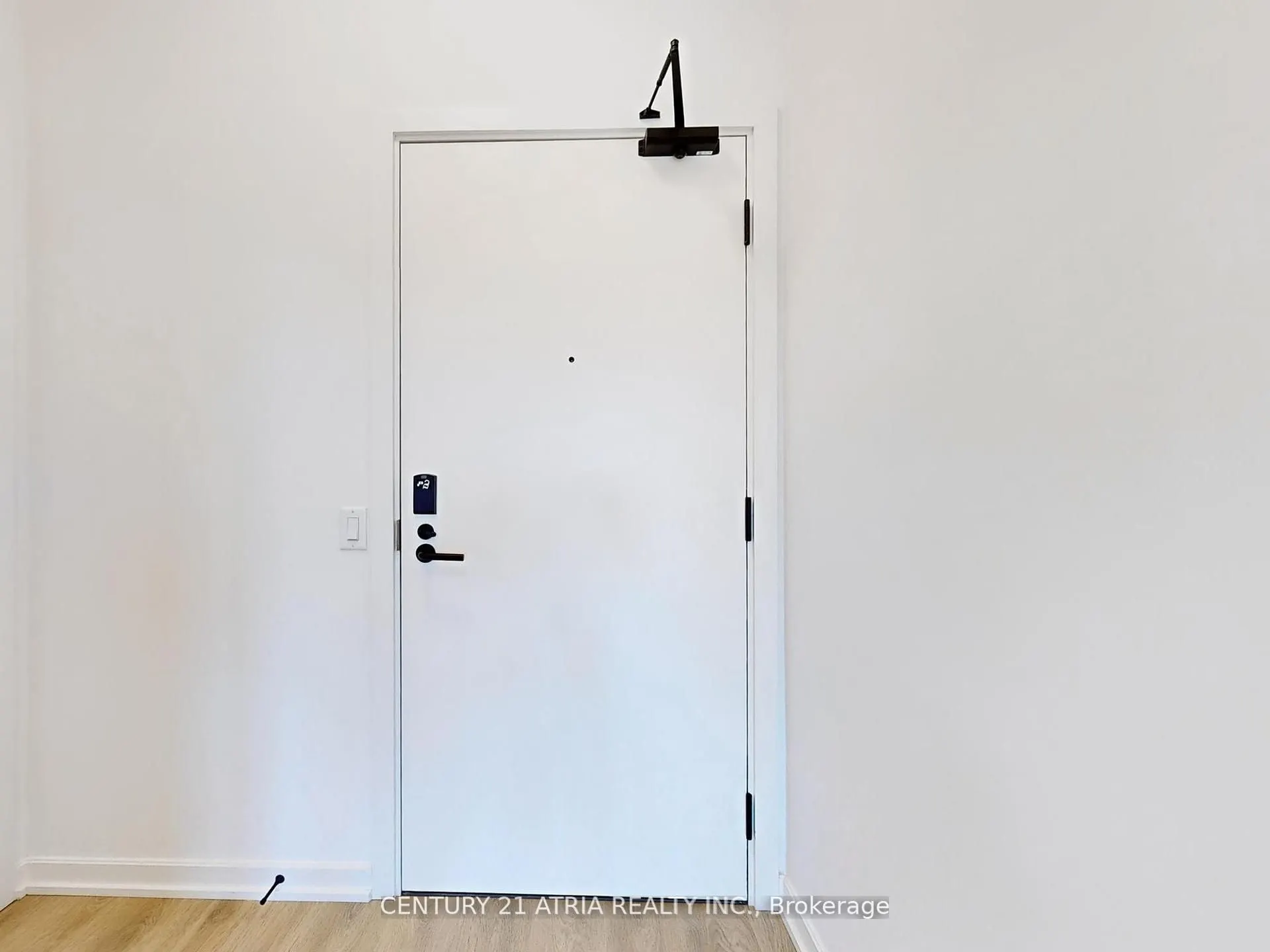 1285 Dupont Street, #605