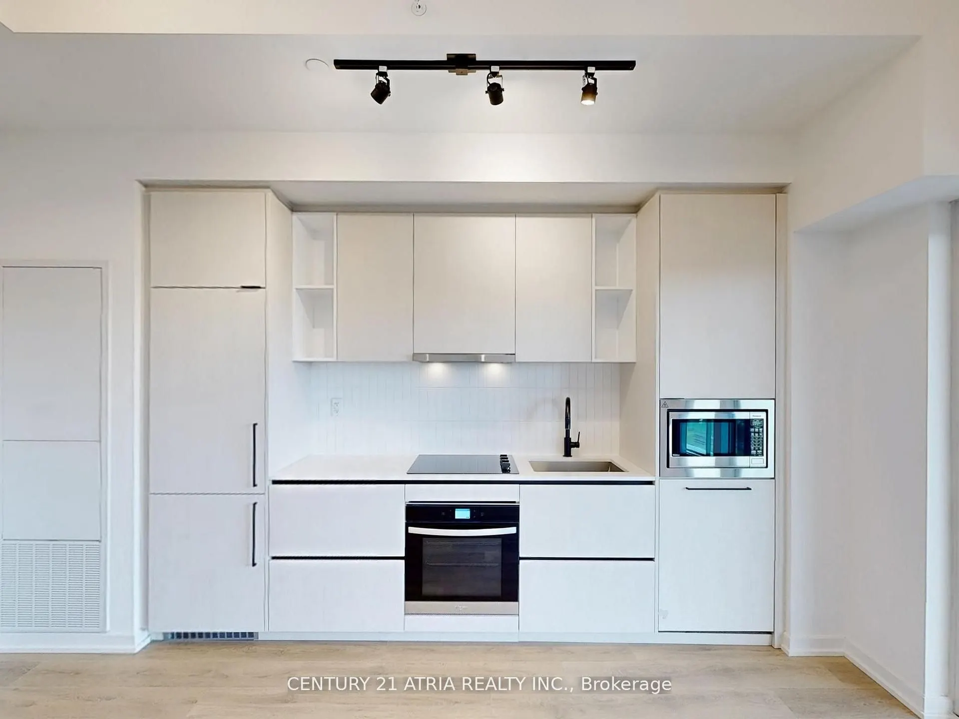 1285 Dupont Street, #605