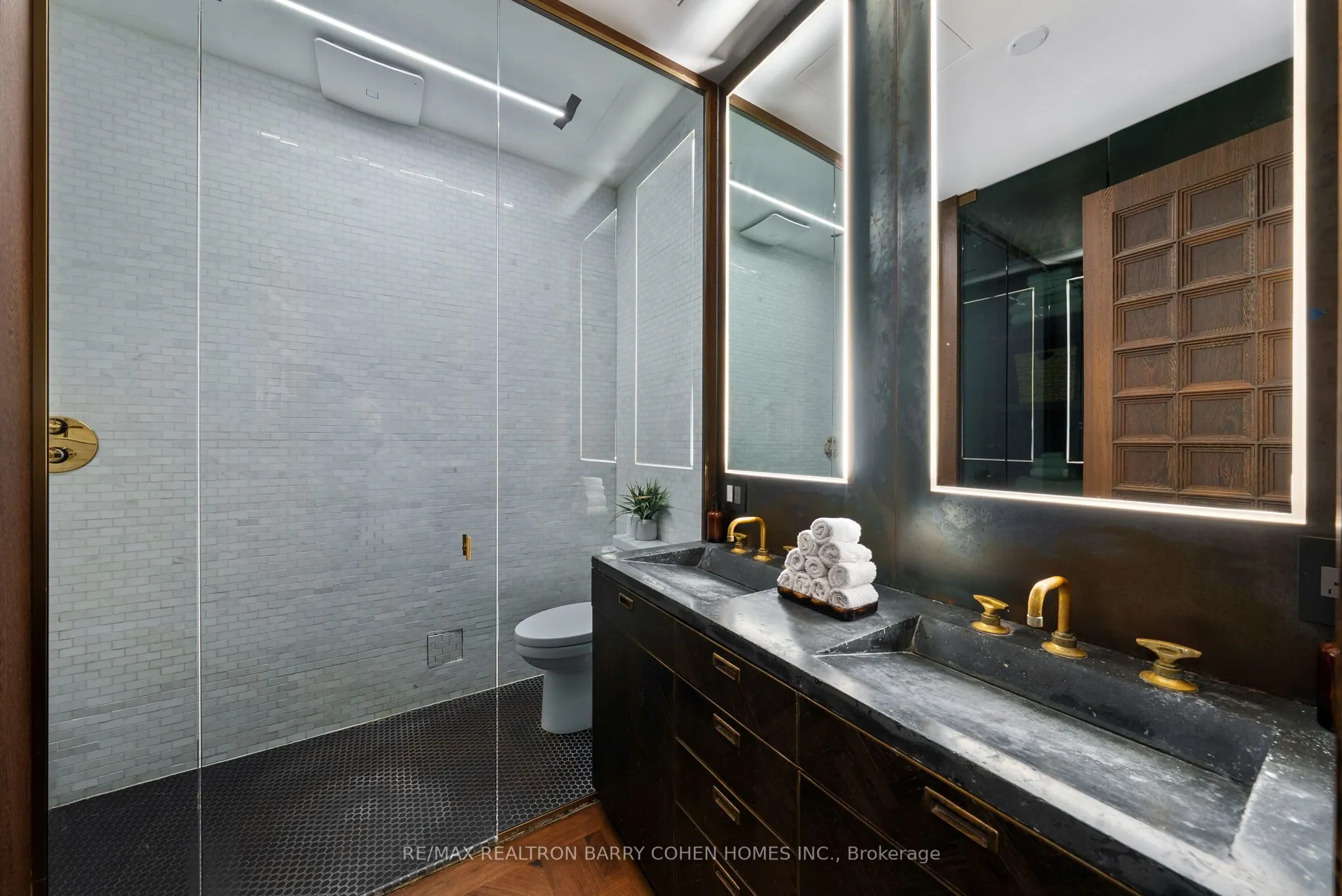 1001 Roselawn Avenue, #116