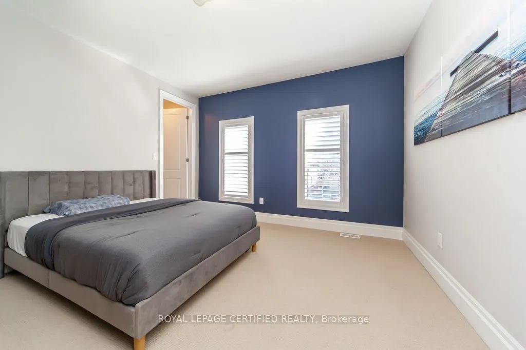 3420 MISTWELL Crescent