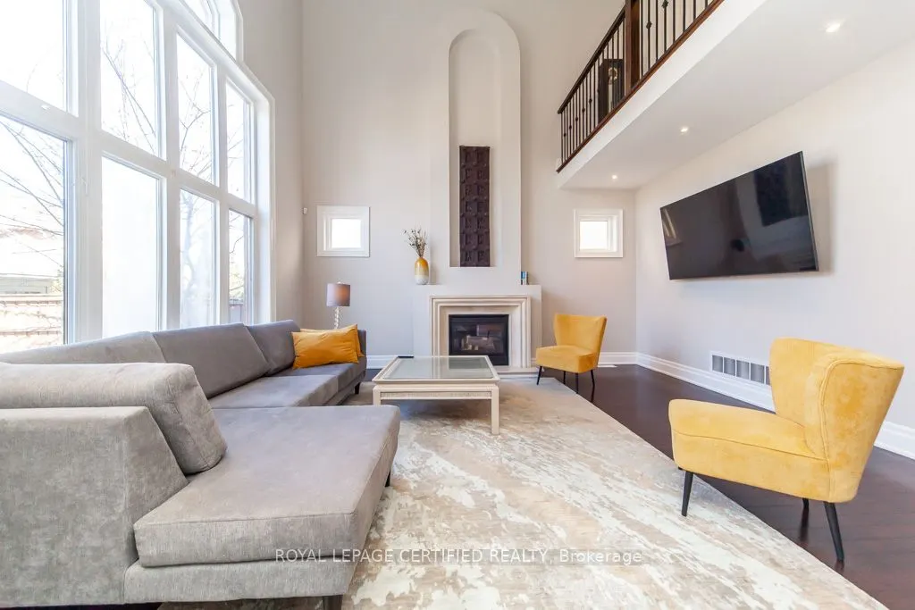 3420 MISTWELL Crescent