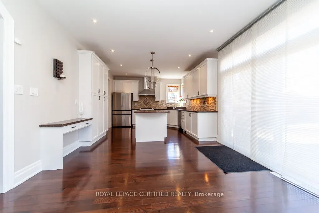 3420 MISTWELL Crescent