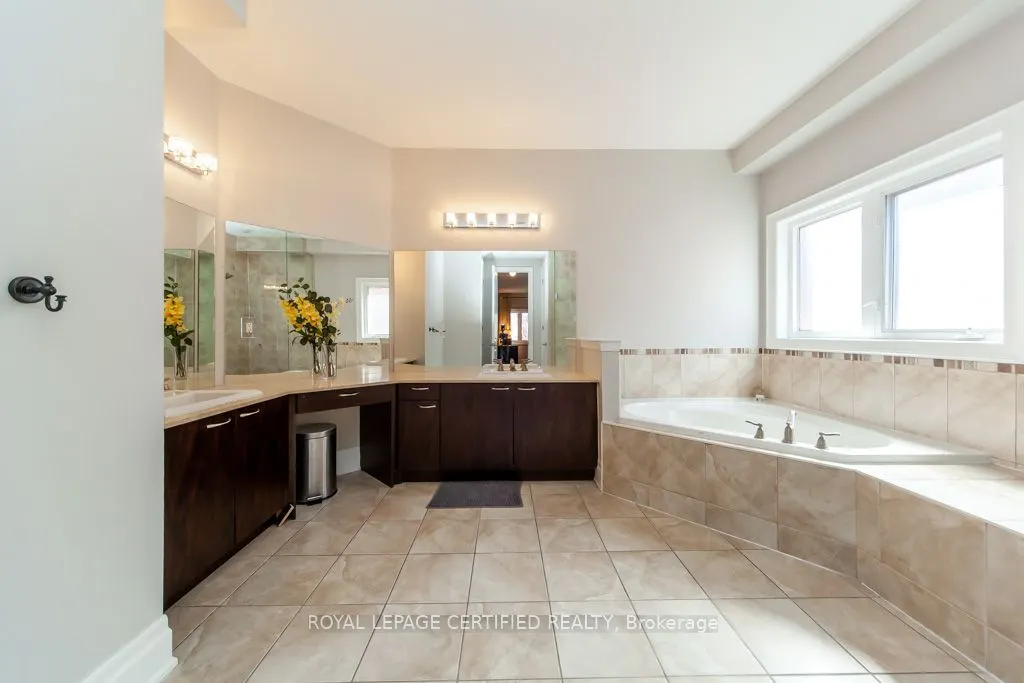 3420 MISTWELL Crescent