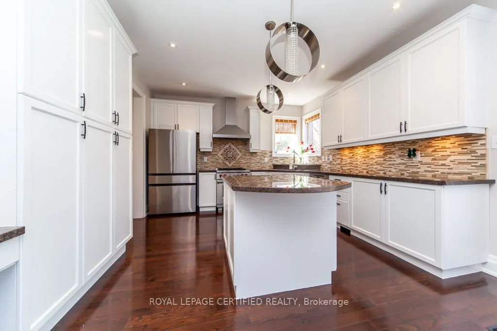 3420 MISTWELL Crescent