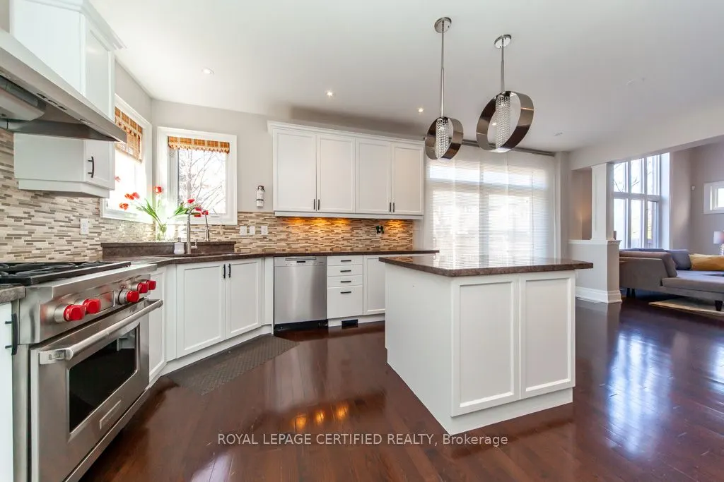 3420 MISTWELL Crescent