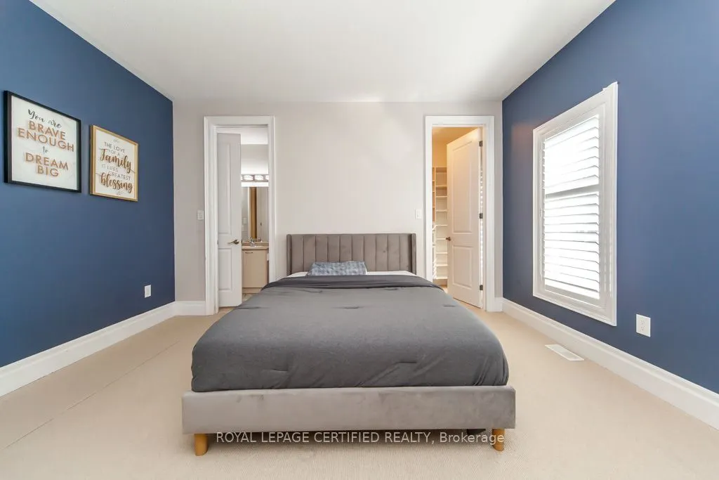 3420 MISTWELL Crescent