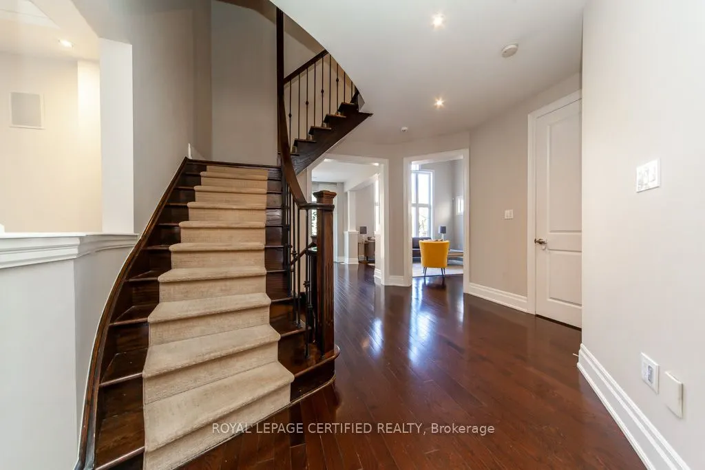 3420 MISTWELL Crescent