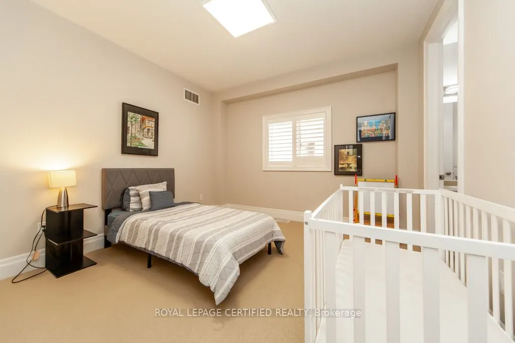 3420 MISTWELL Crescent