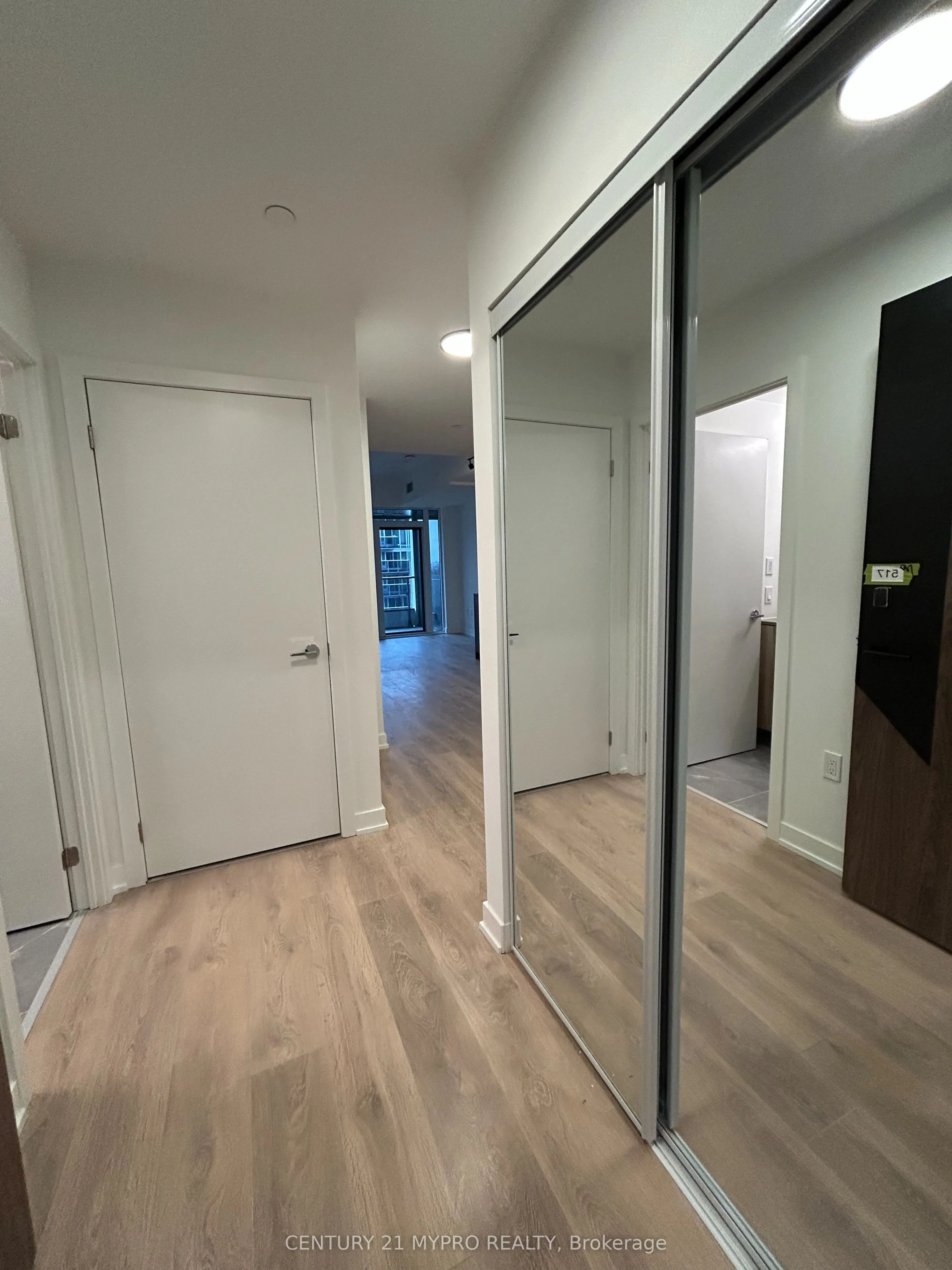 1037 The Queensway, #517