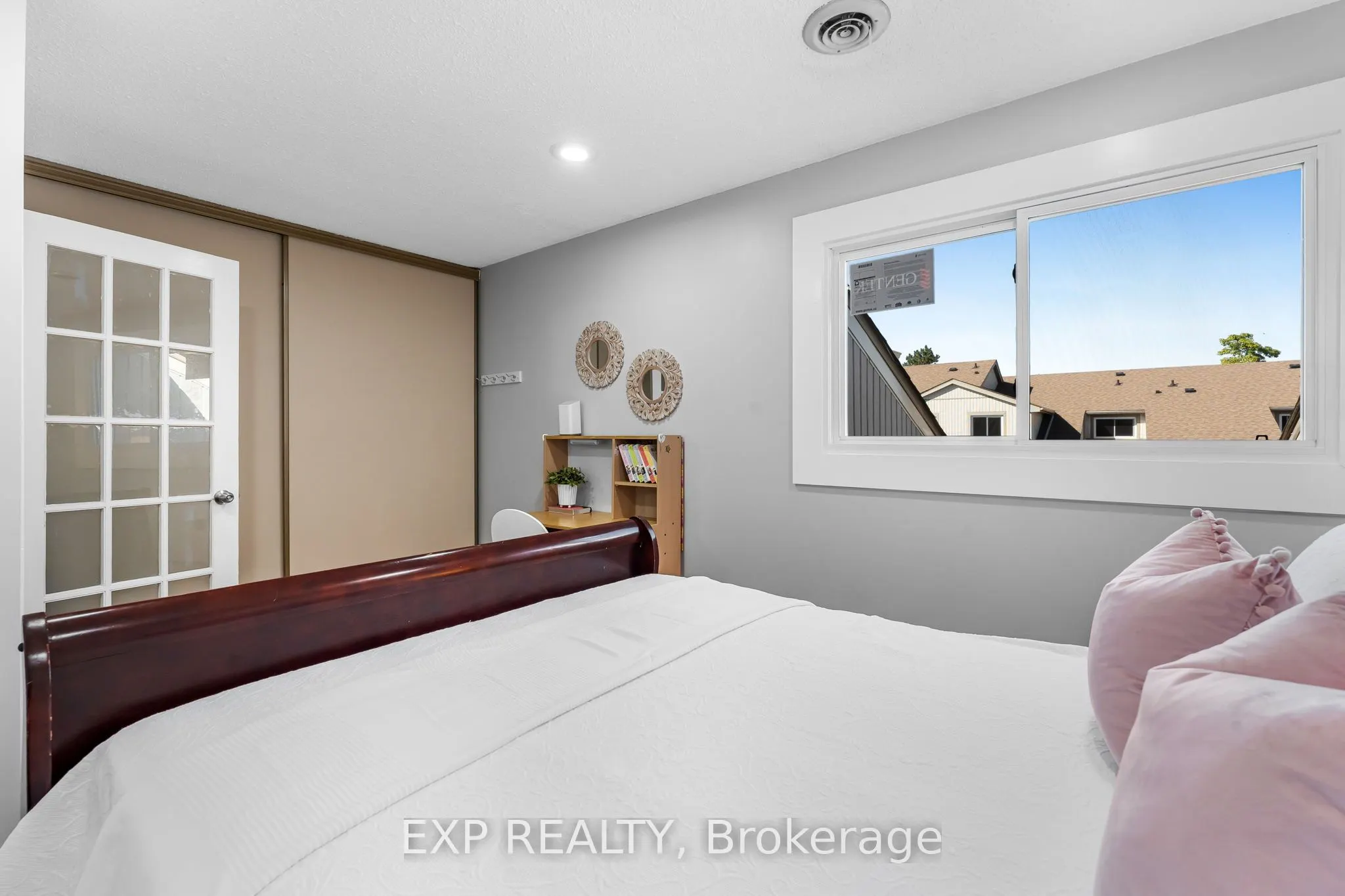 6797 Formentera Avenue, #70