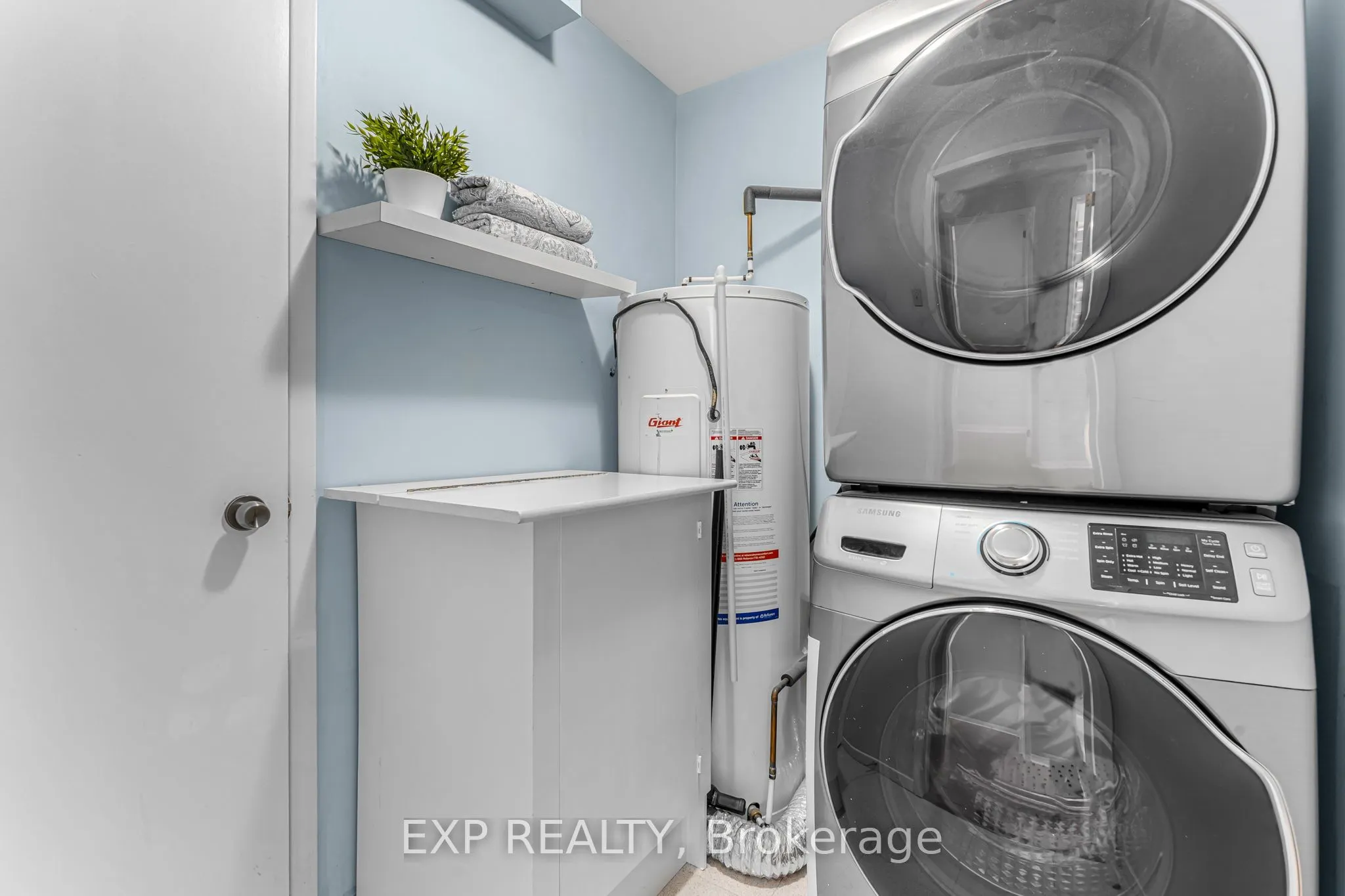 6797 Formentera Avenue, #70