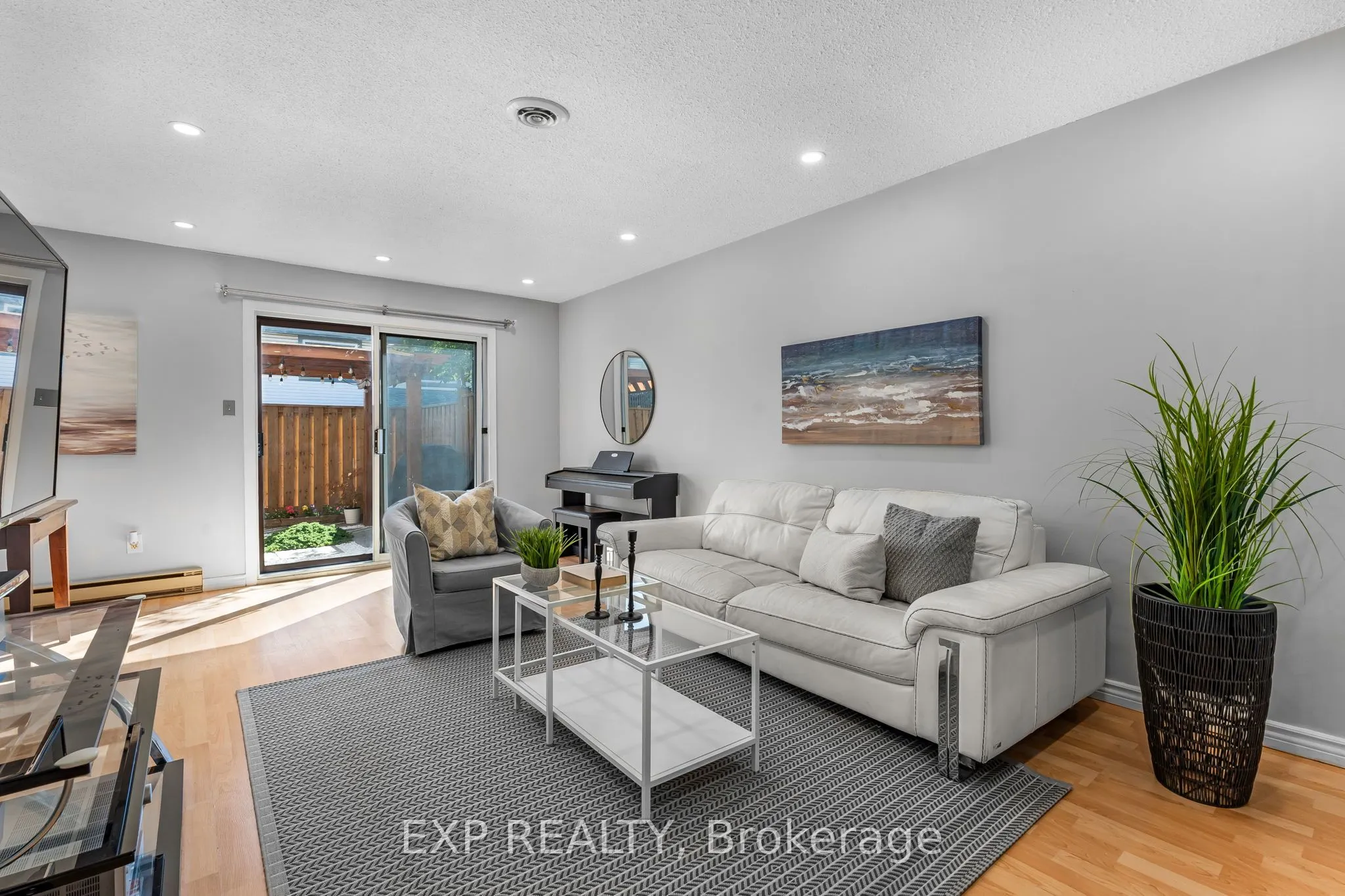 6797 Formentera Avenue, #70