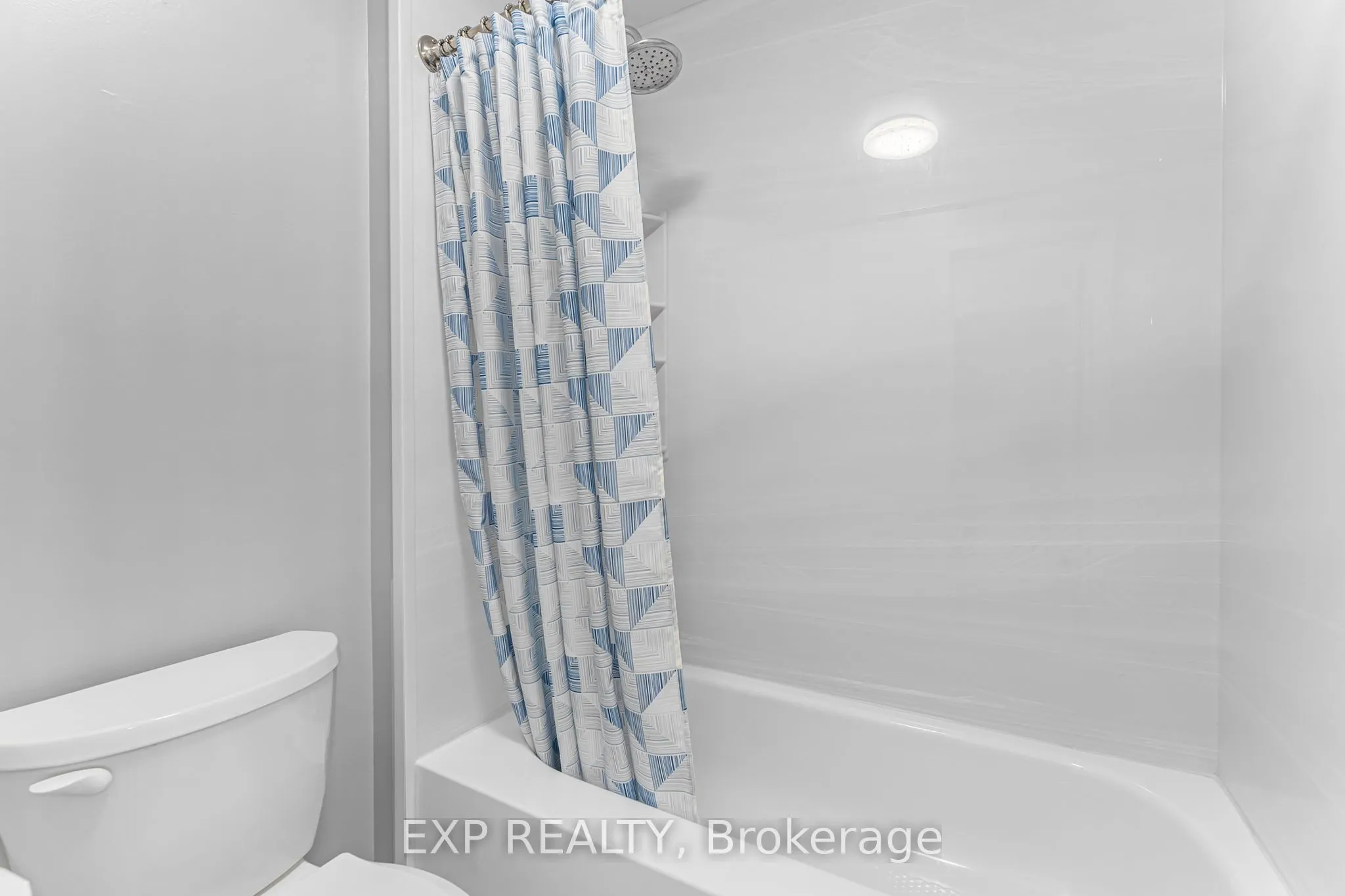 6797 Formentera Avenue, #70