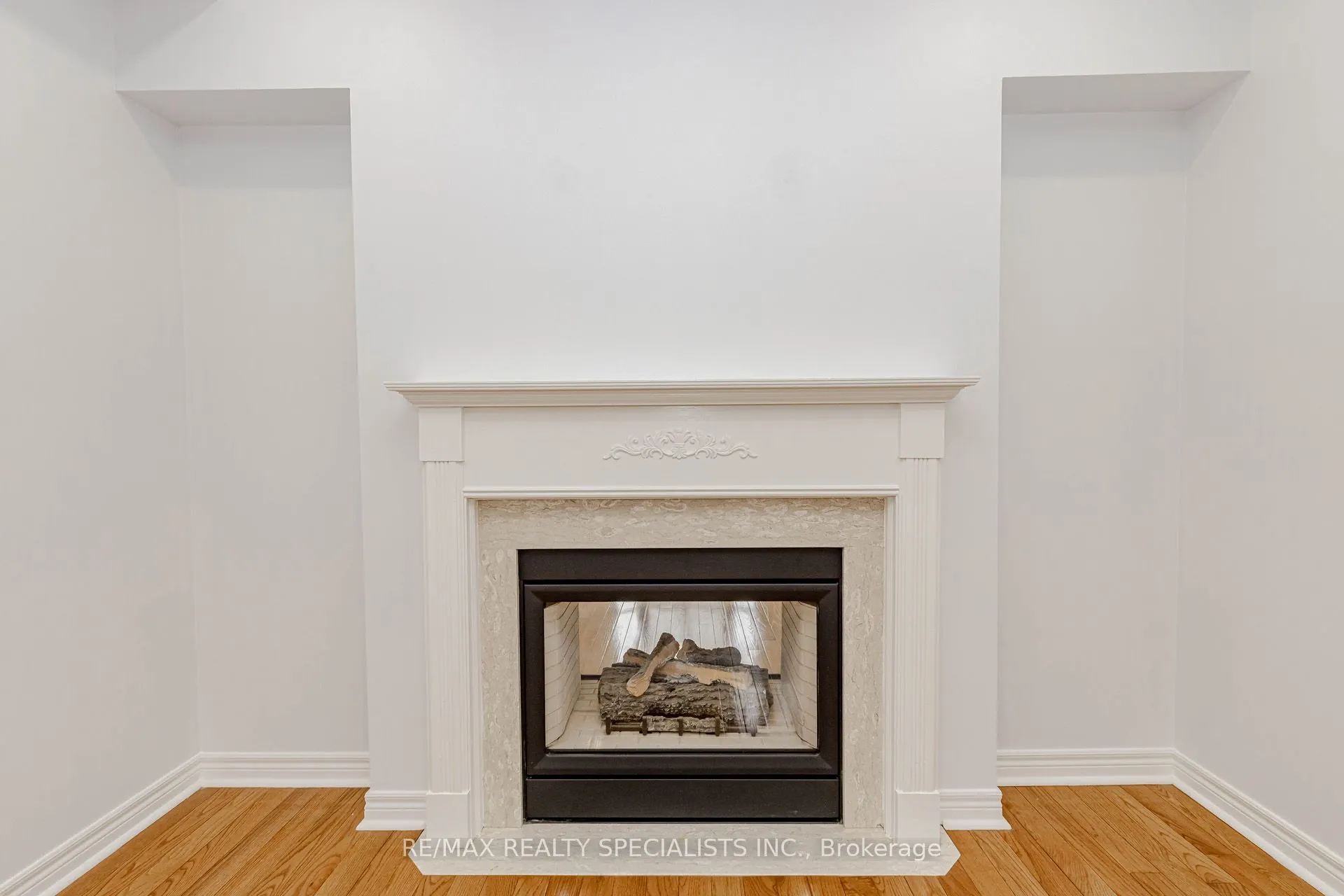 5686 WHITEHORN Avenue