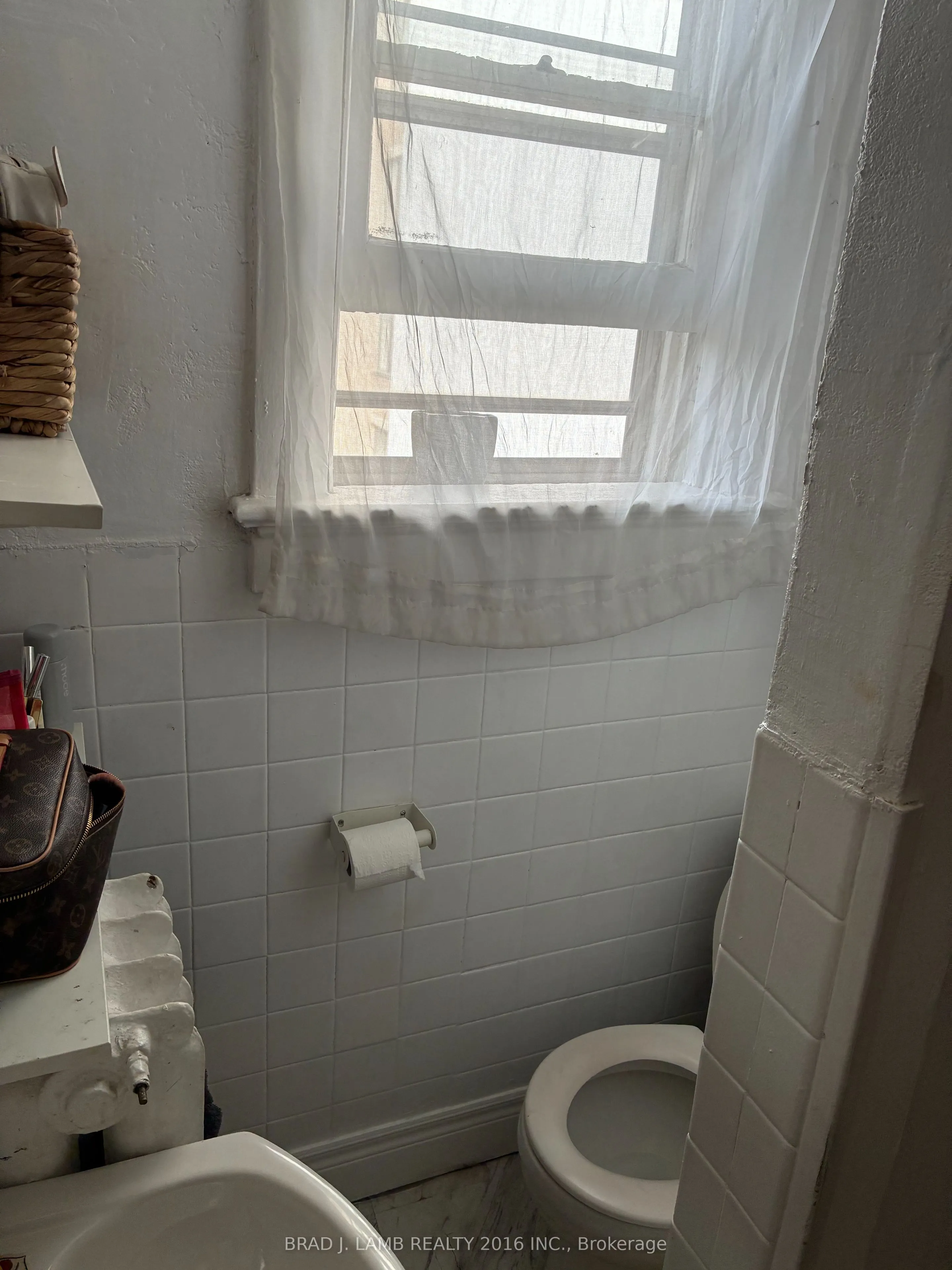 28 Springhurst Avenue, #4