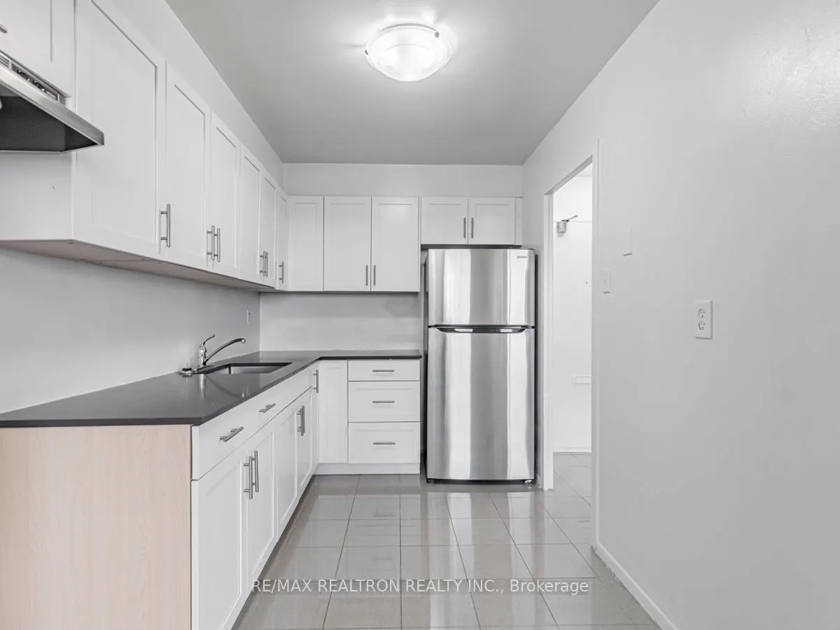 2255 Weston Road, #906