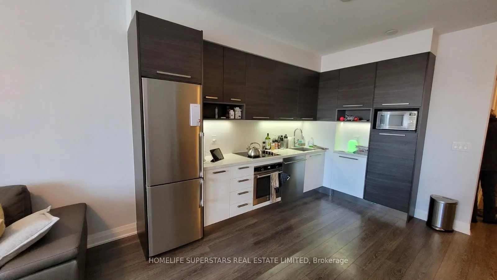 36 Park Lawn Road, #1306