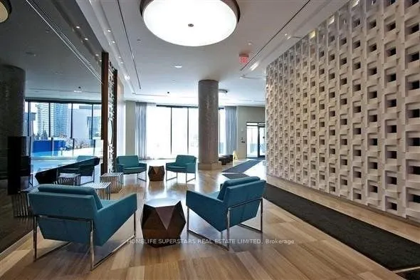 36 Park Lawn Road, #1306