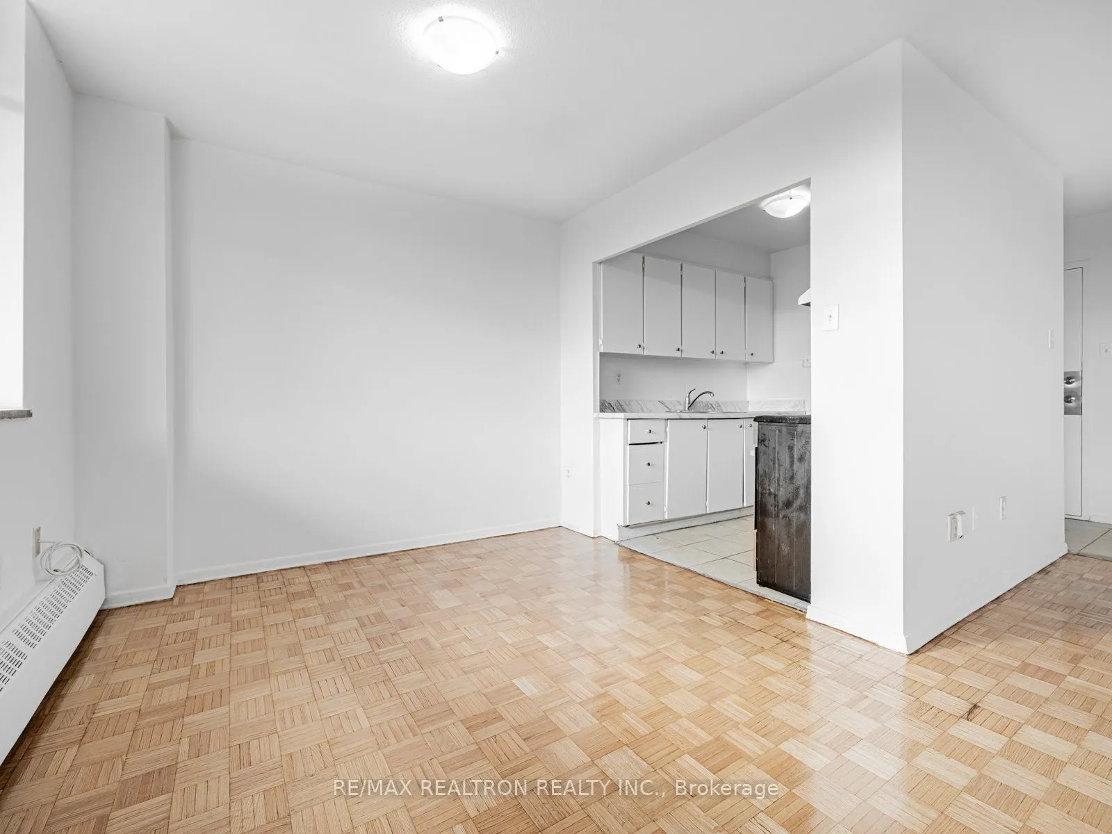 2255 Weston Road, #904