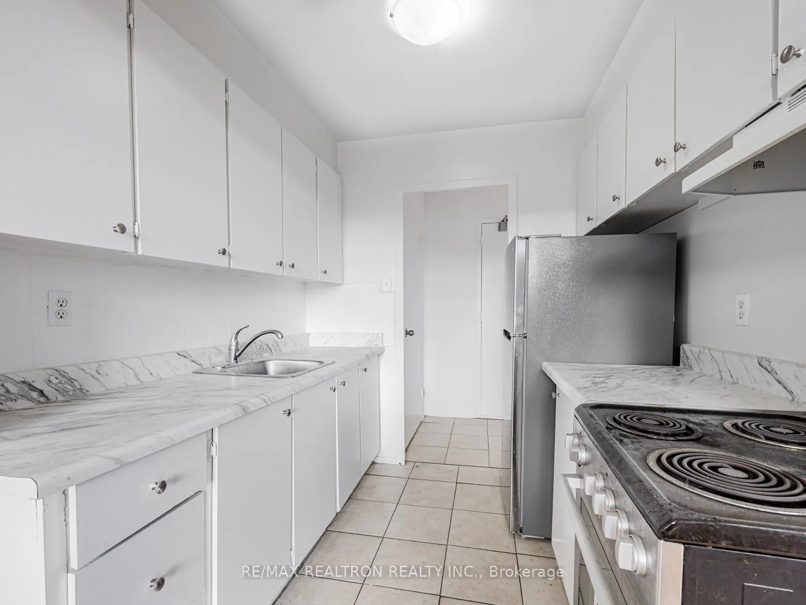 2255 Weston Road, #904