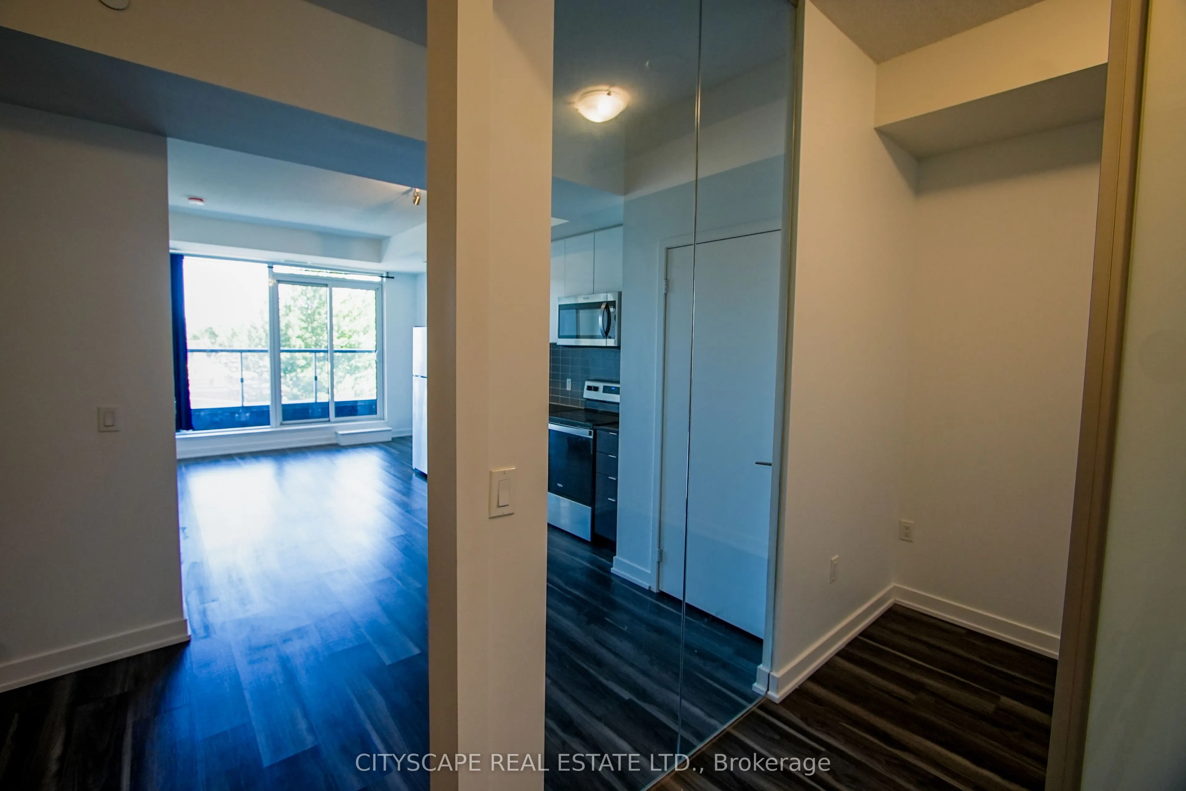 859 The Queensway, #221