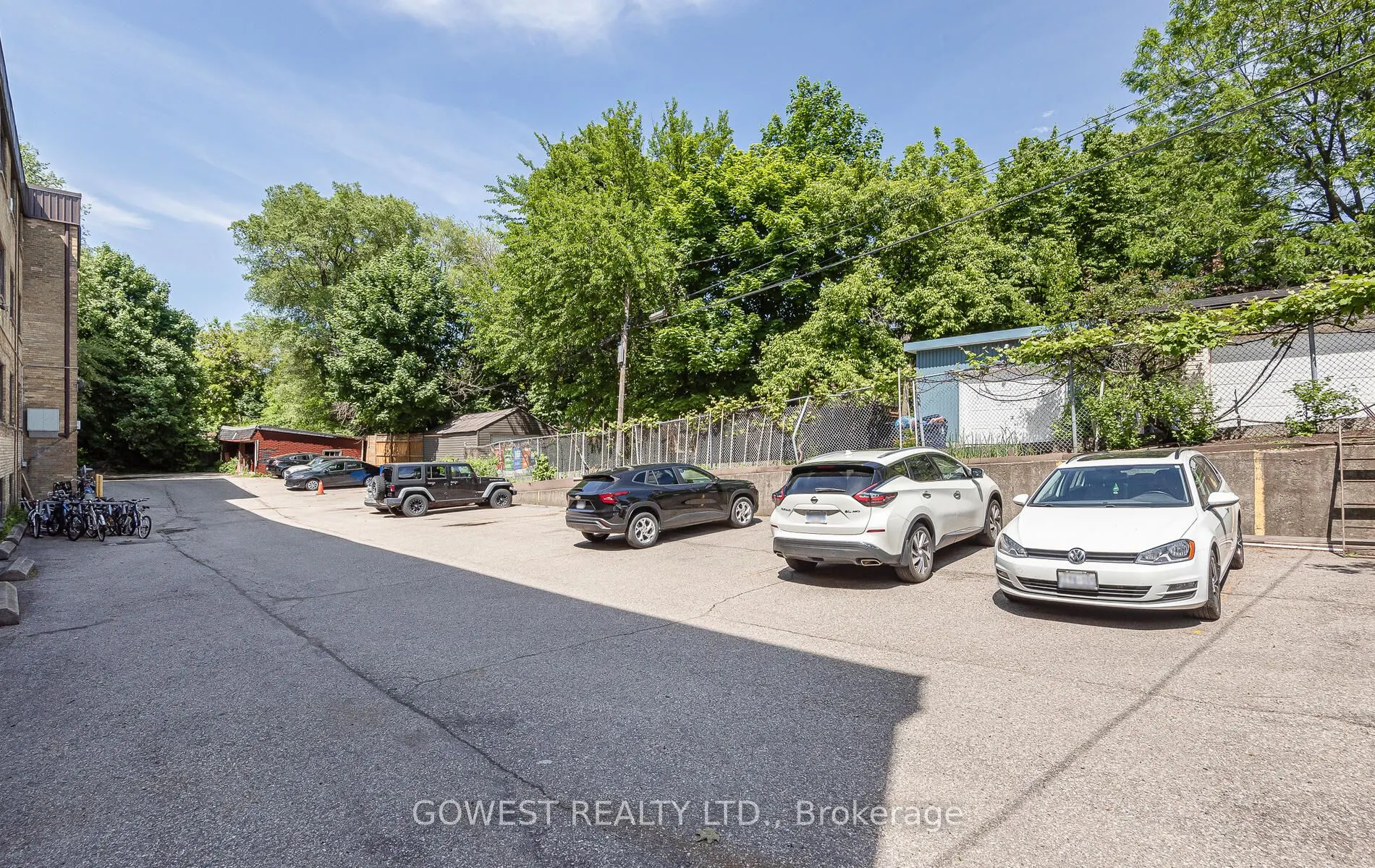 205 Keele Street, #308