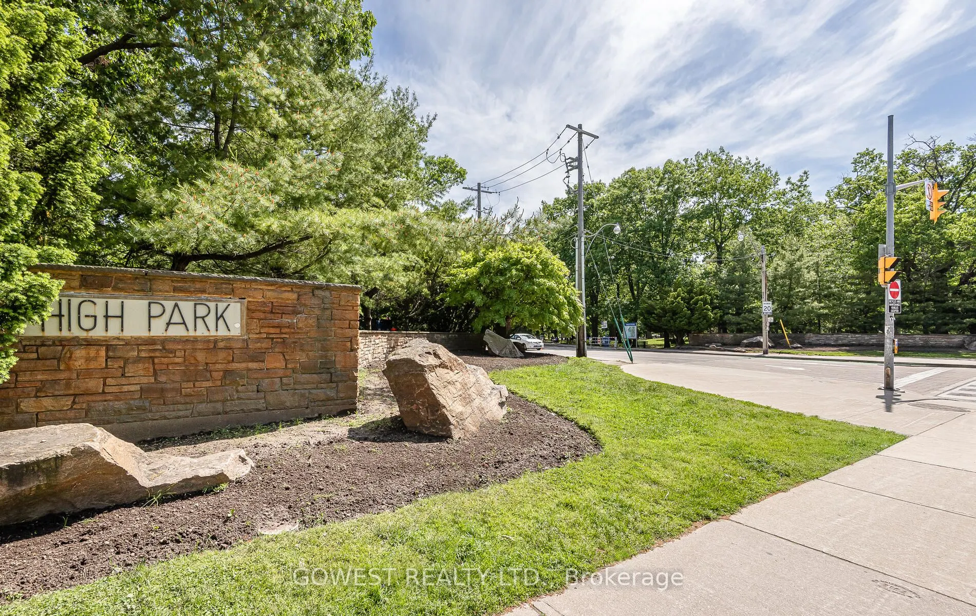 205 Keele Street, #308