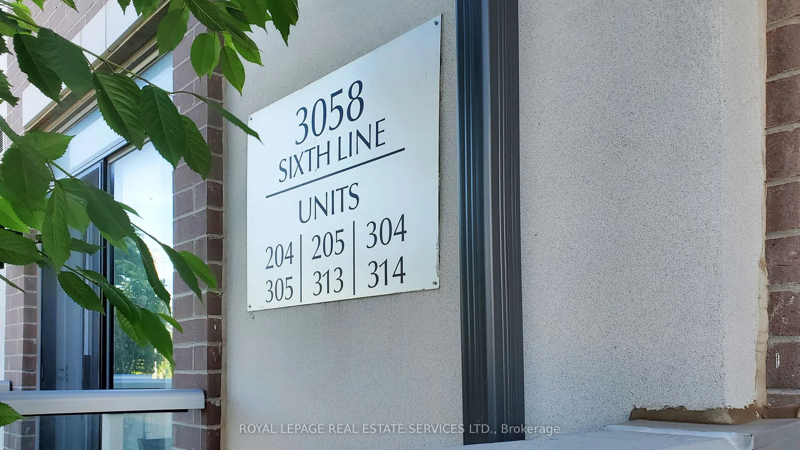 3058 Sixth Line, #304