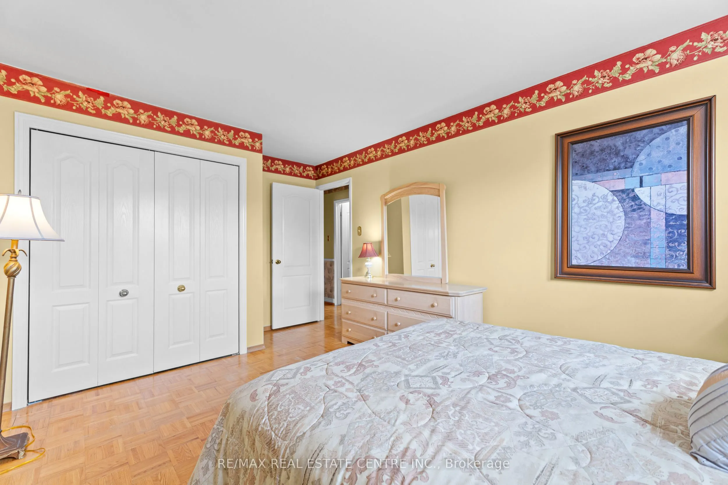 48 Marblehead Crescent