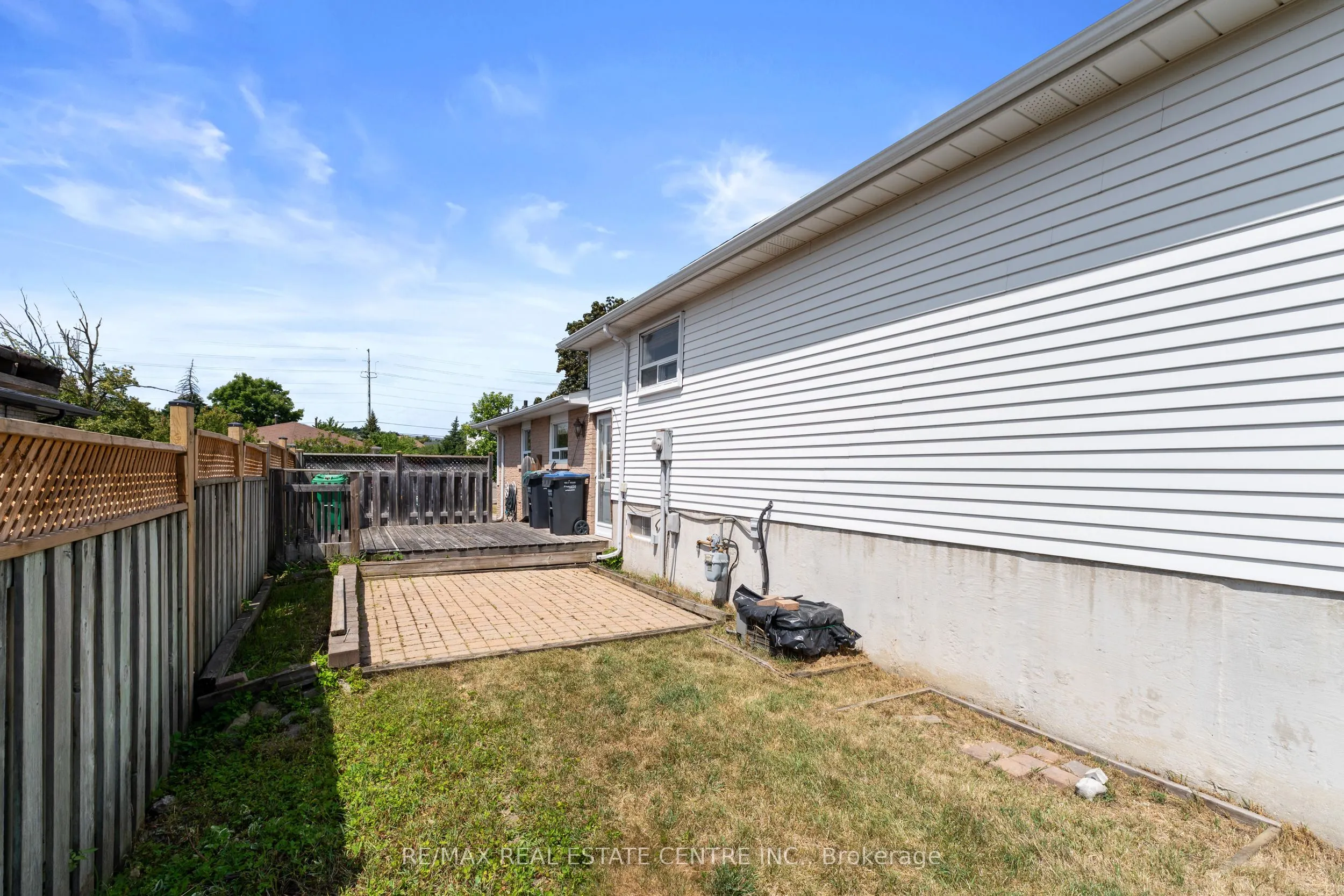 48 Marblehead Crescent