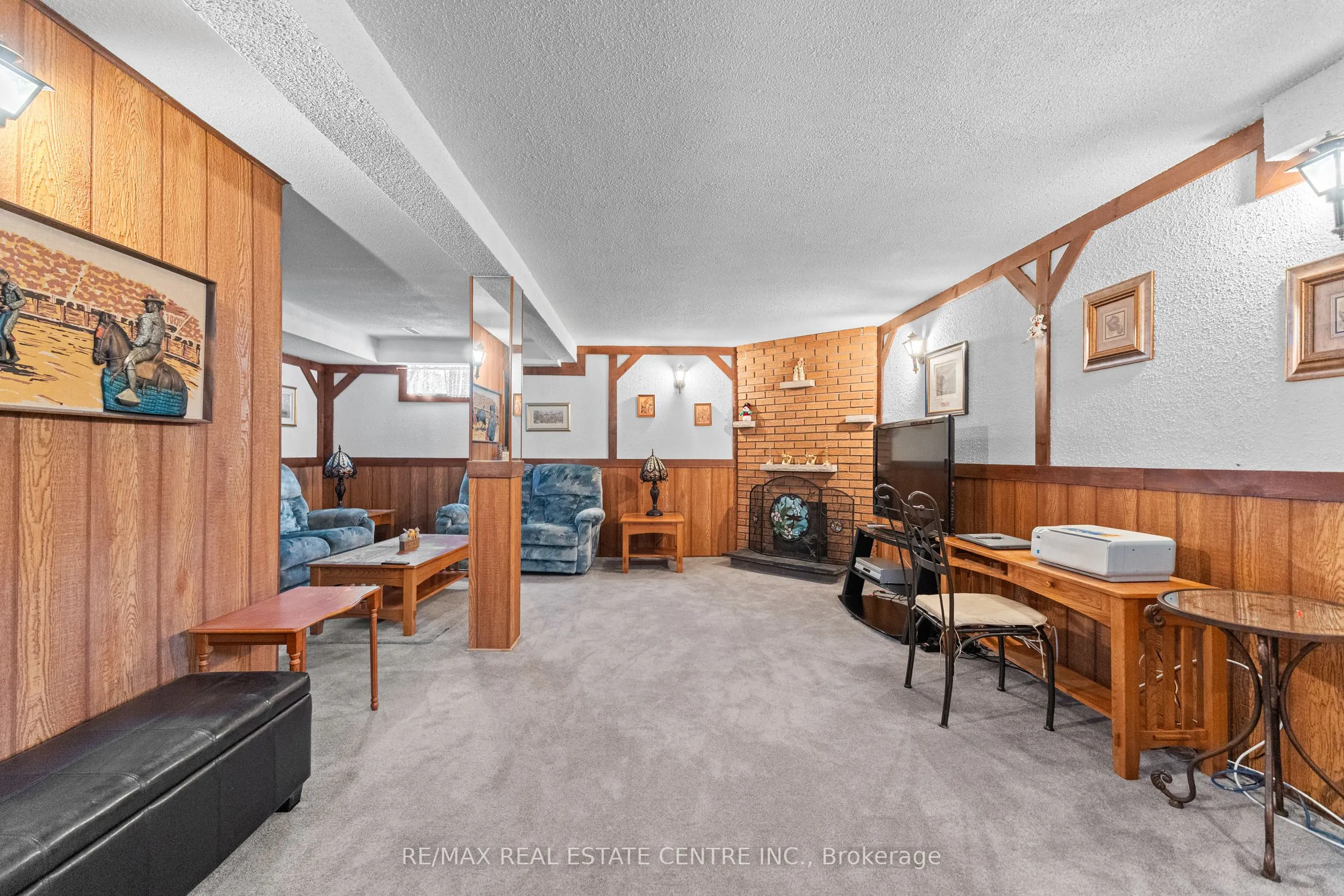 48 Marblehead Crescent