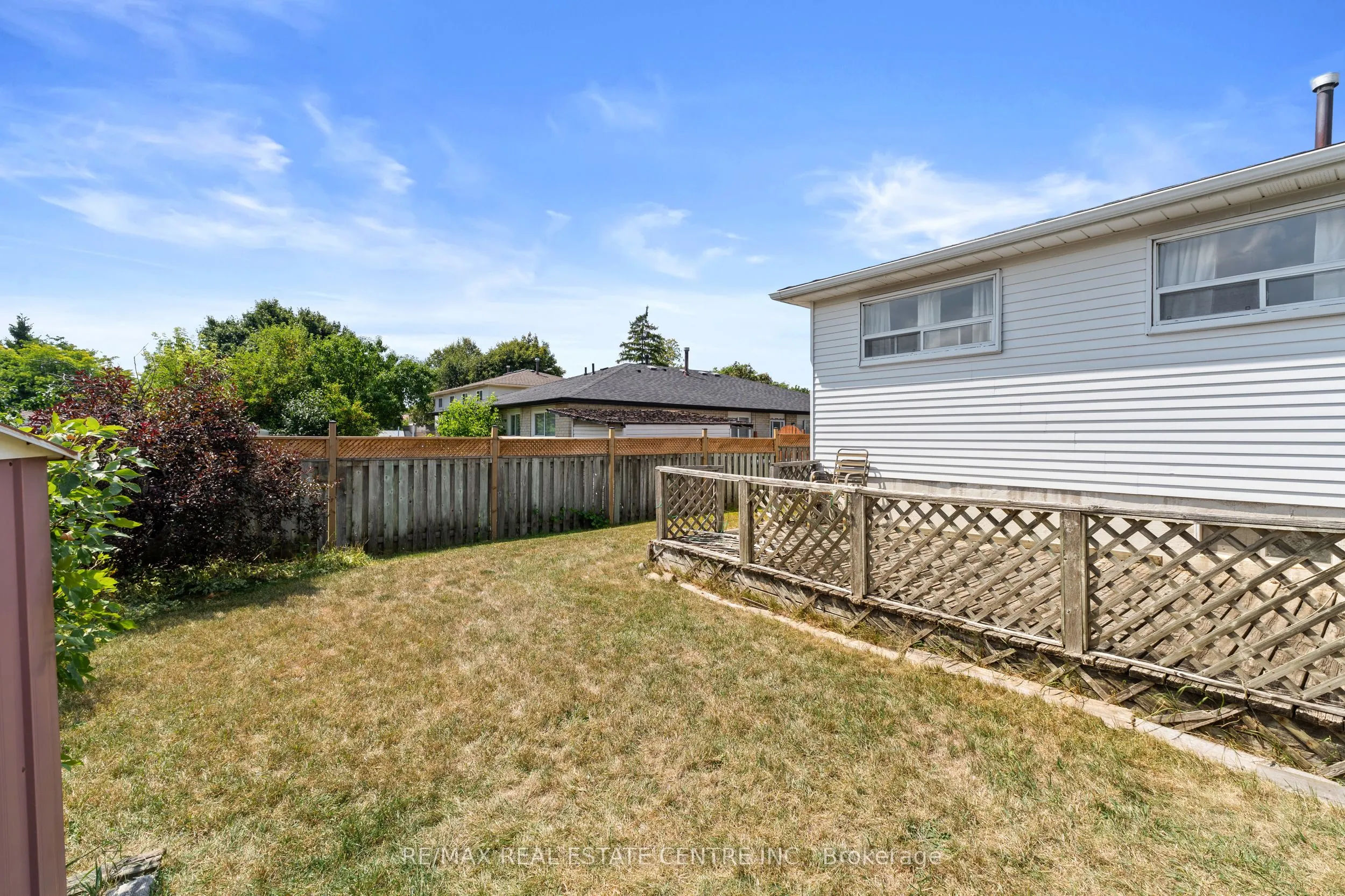 48 Marblehead Crescent