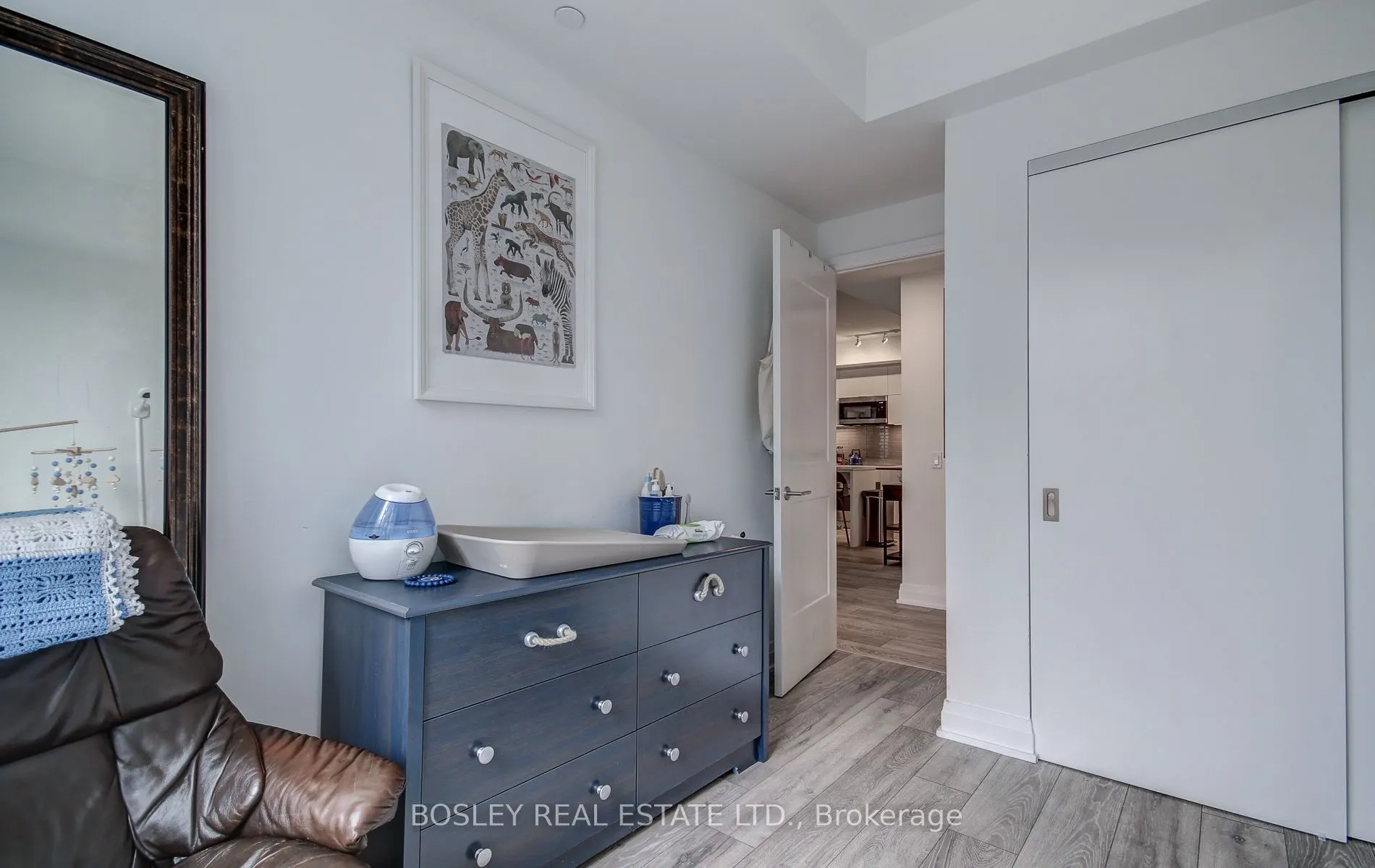 21 Park Street E, #303