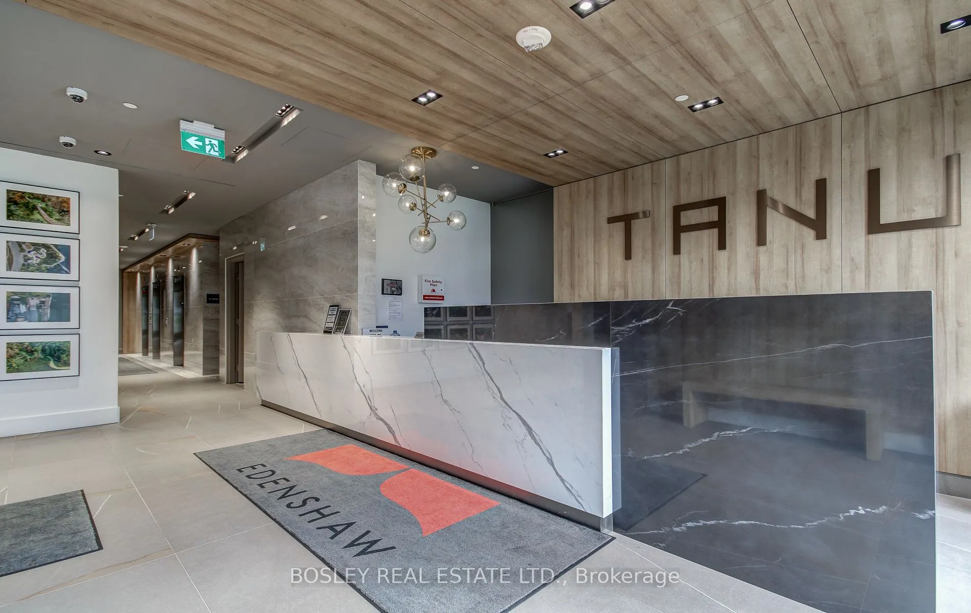 21 Park Street E, #303