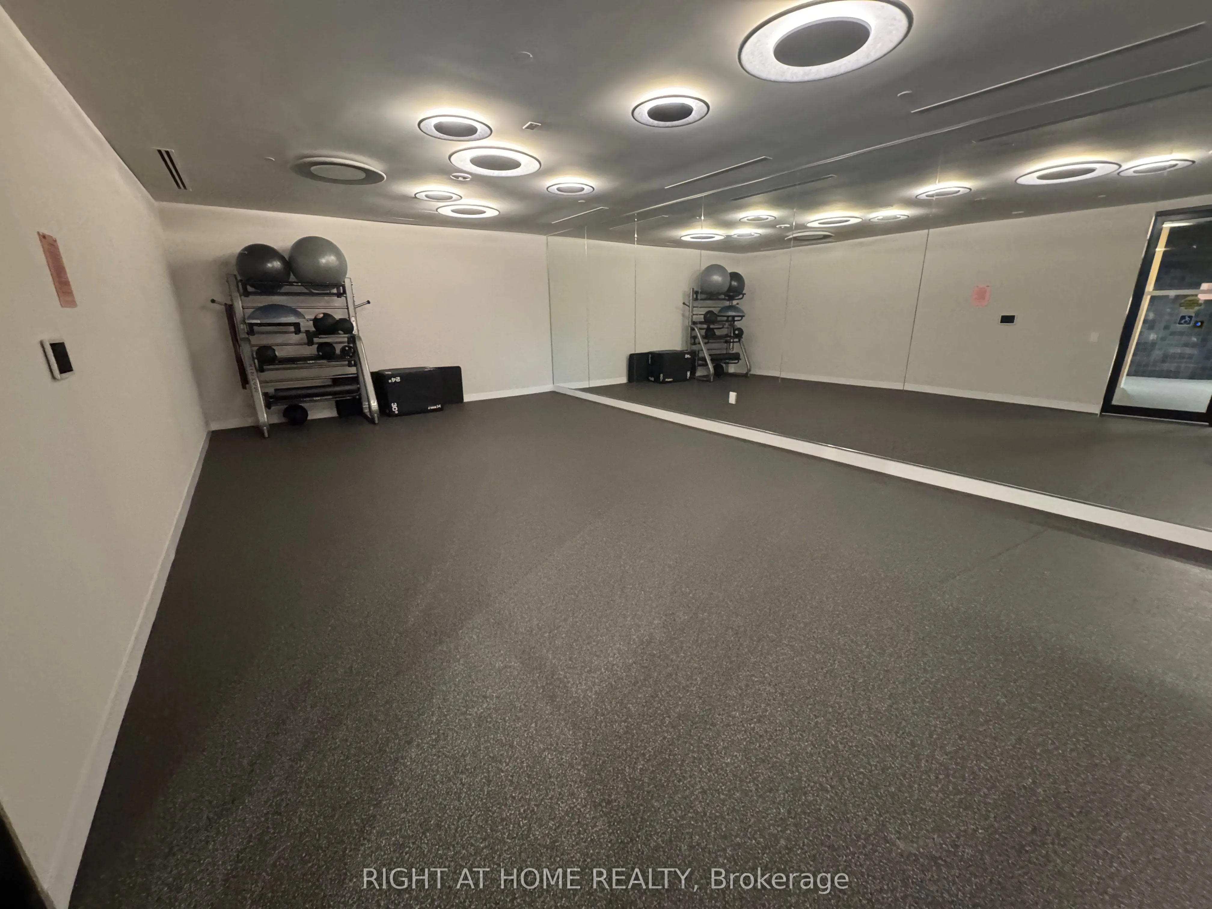 2495 Eglinton Avenue W, #2111