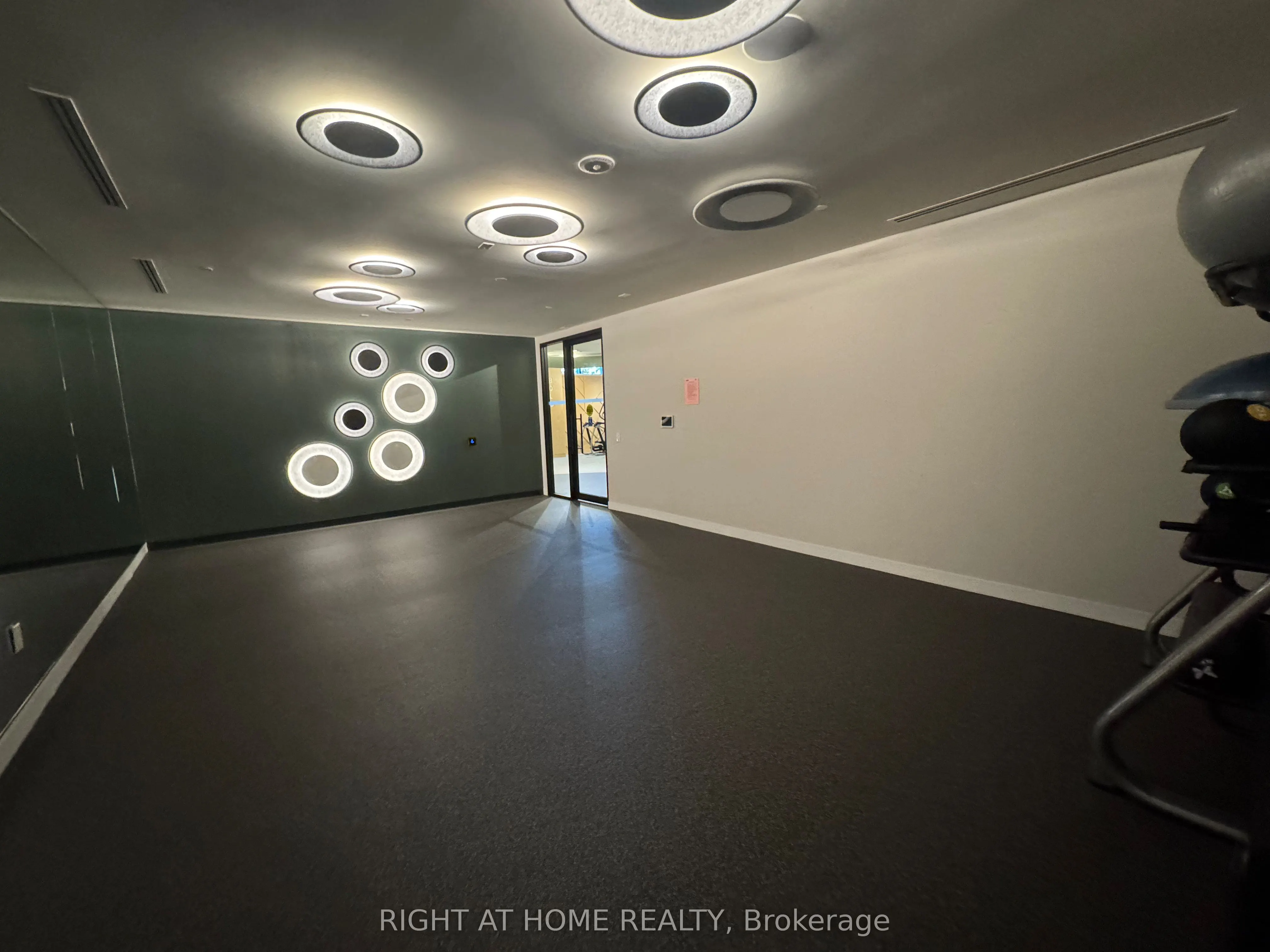 2495 Eglinton Avenue W, #2111